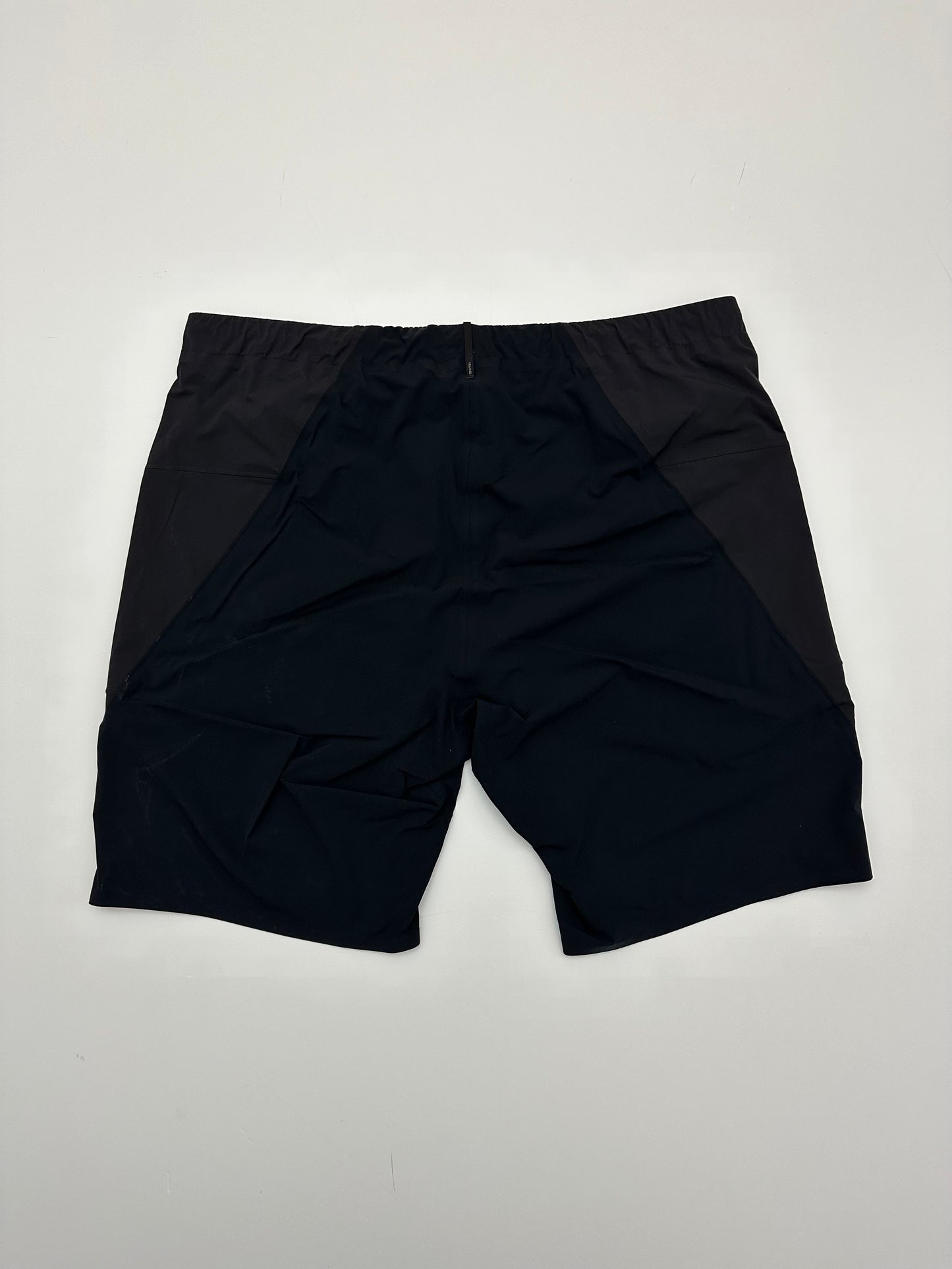 Arc’teryx Veilance Secant Comp Short XL Extra Large Black