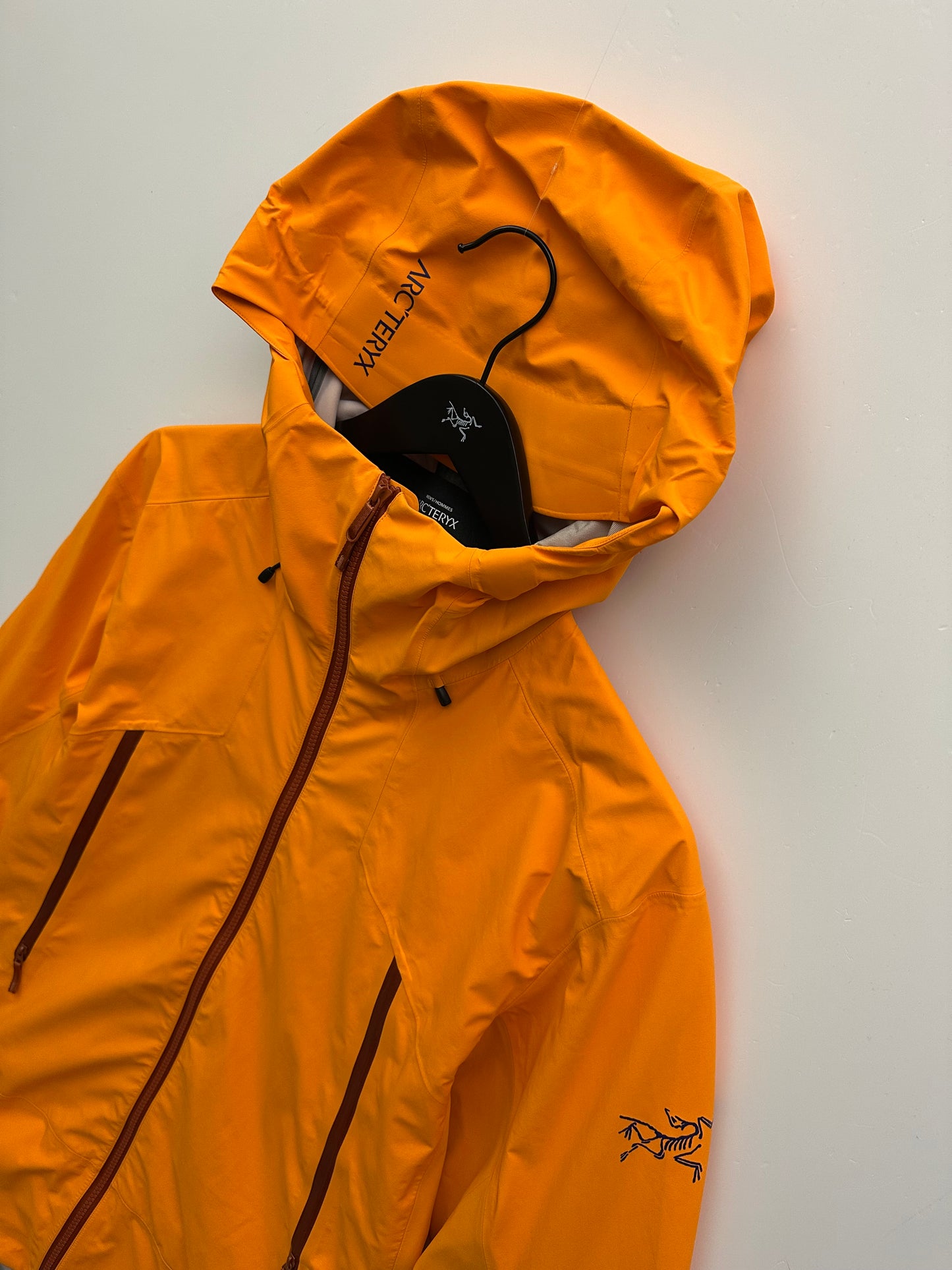 Arc’teryx Lithic Comp Jacket Orange Men's M Medium Gore-Tex RECCO
