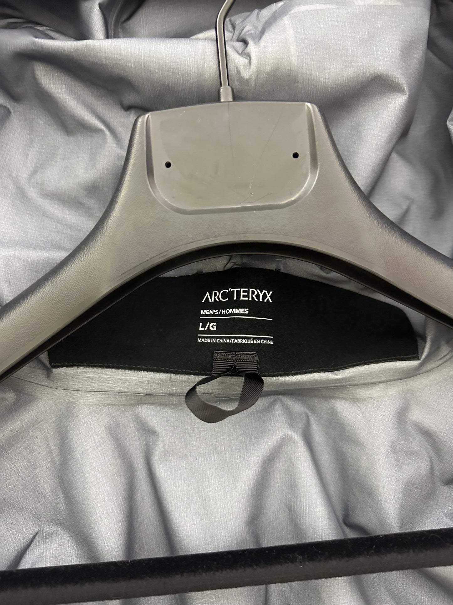 Arc’teryx Alpha SV Jacket Vitality Men’s L Large Gore-Tex Pro RECCO