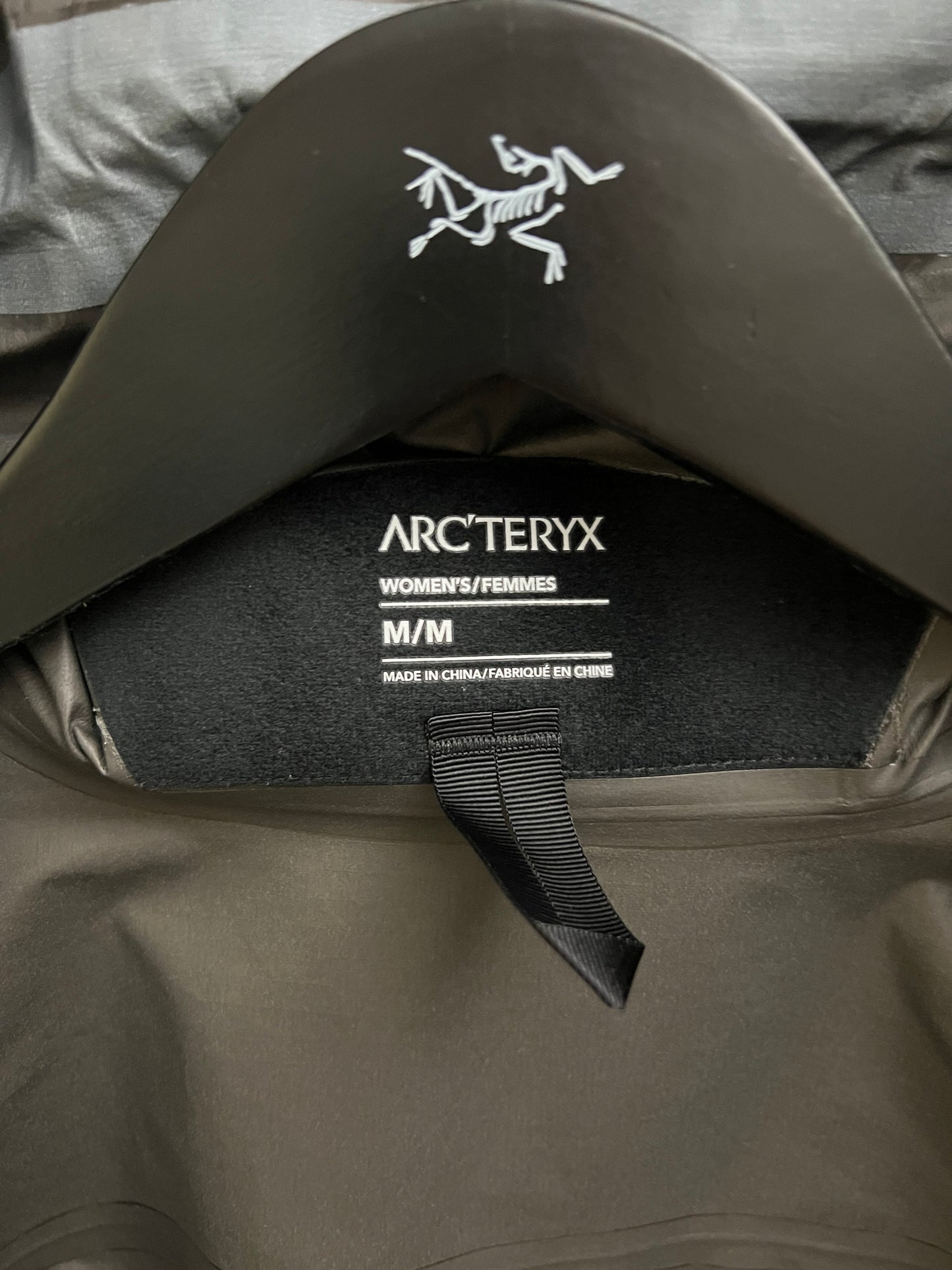 Arc’teryx Zeta SL Jacket Green Women’s M Medium Gore-Tex