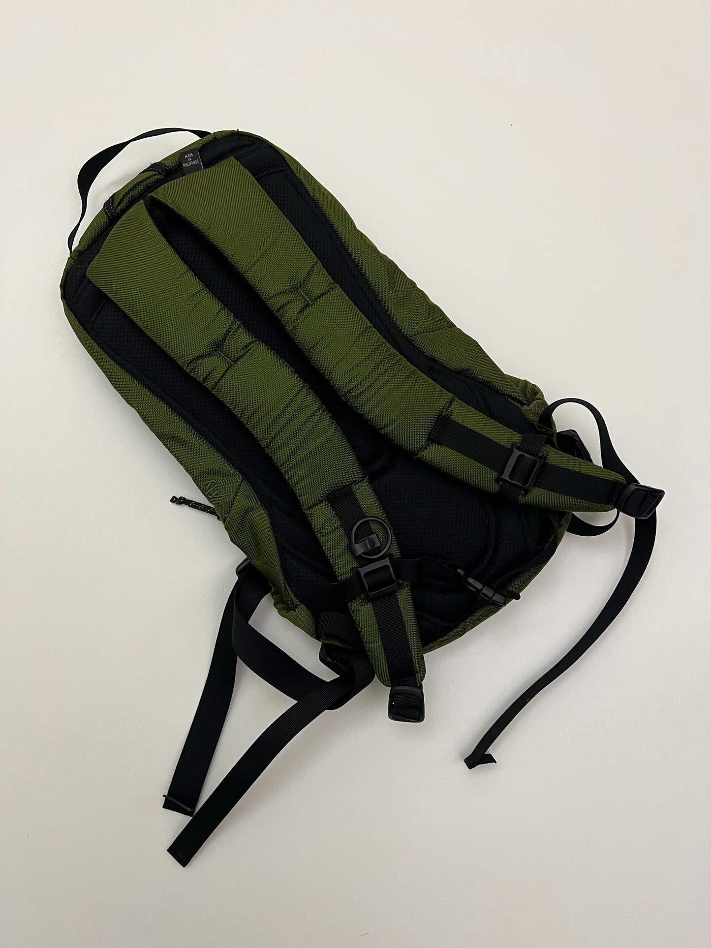 Arc’teryx Fly 13 Backpack Green / Black