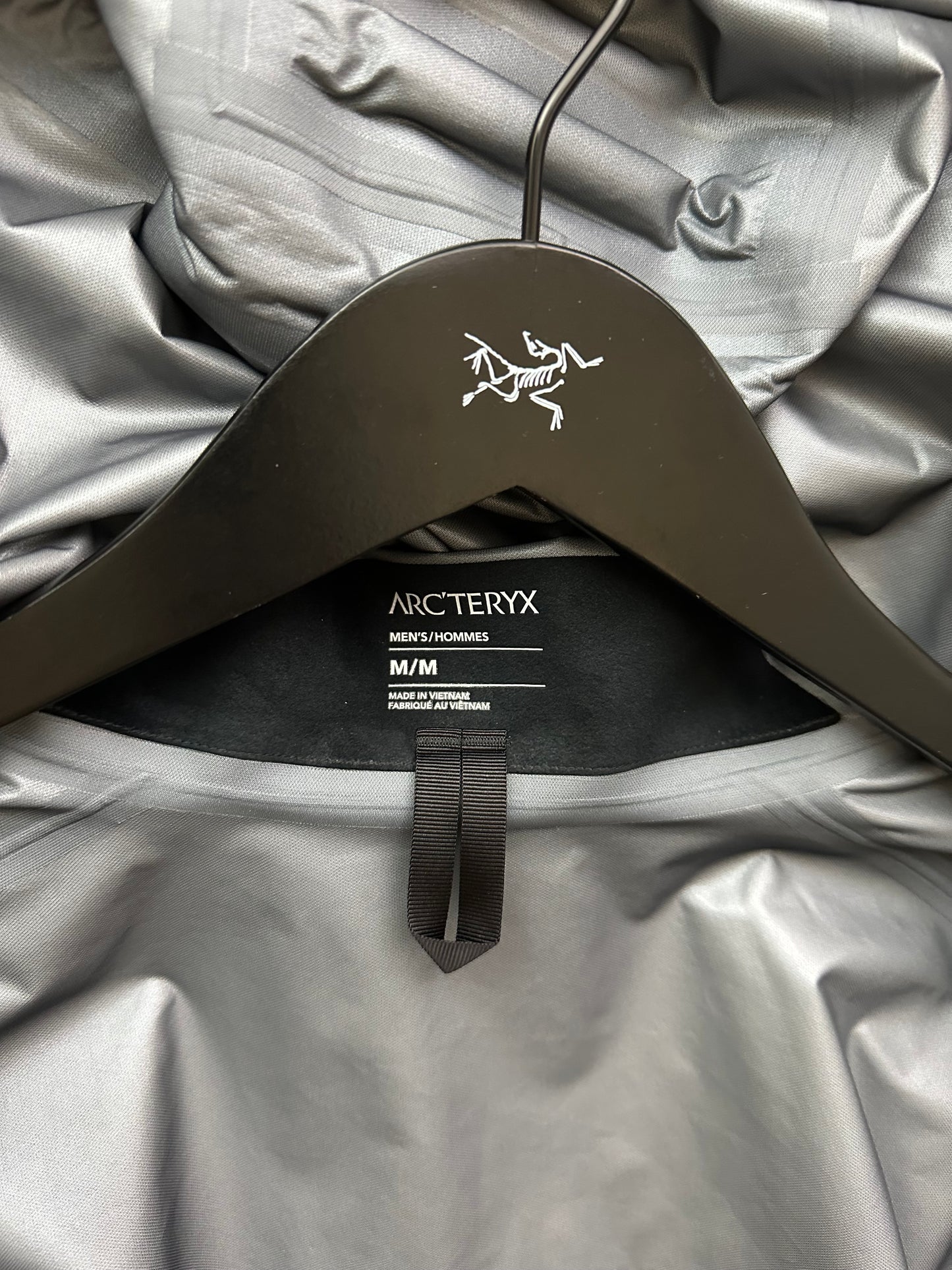 Arc’teryx Beta SL Jacket Void Grey Men’s M Medium Gore-Tex RECCO