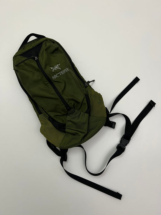 Arc’teryx Fly 13 Backpack Green / Black
