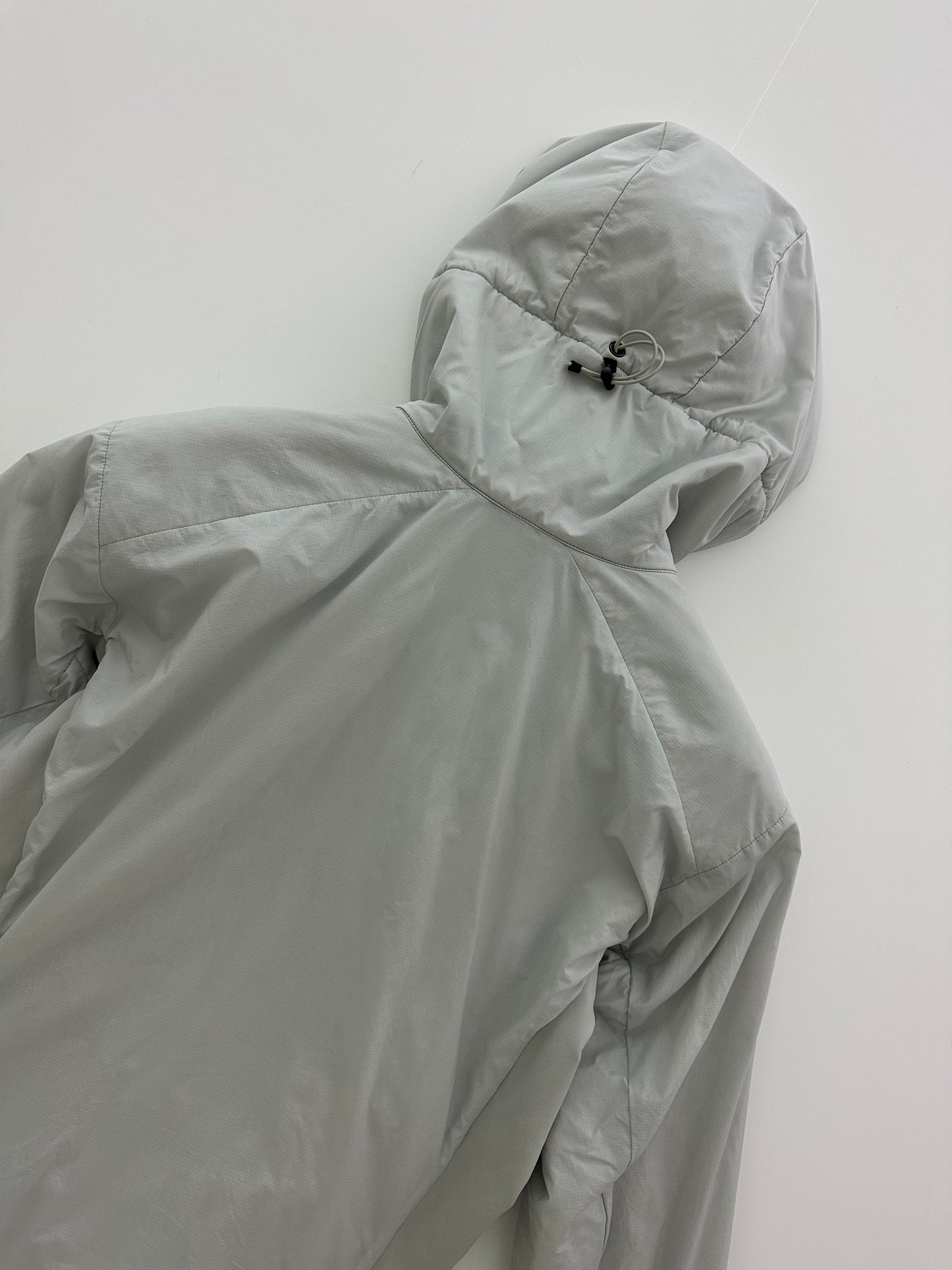 Arc’teryx Atom Hoody Solitude Men’s S Small