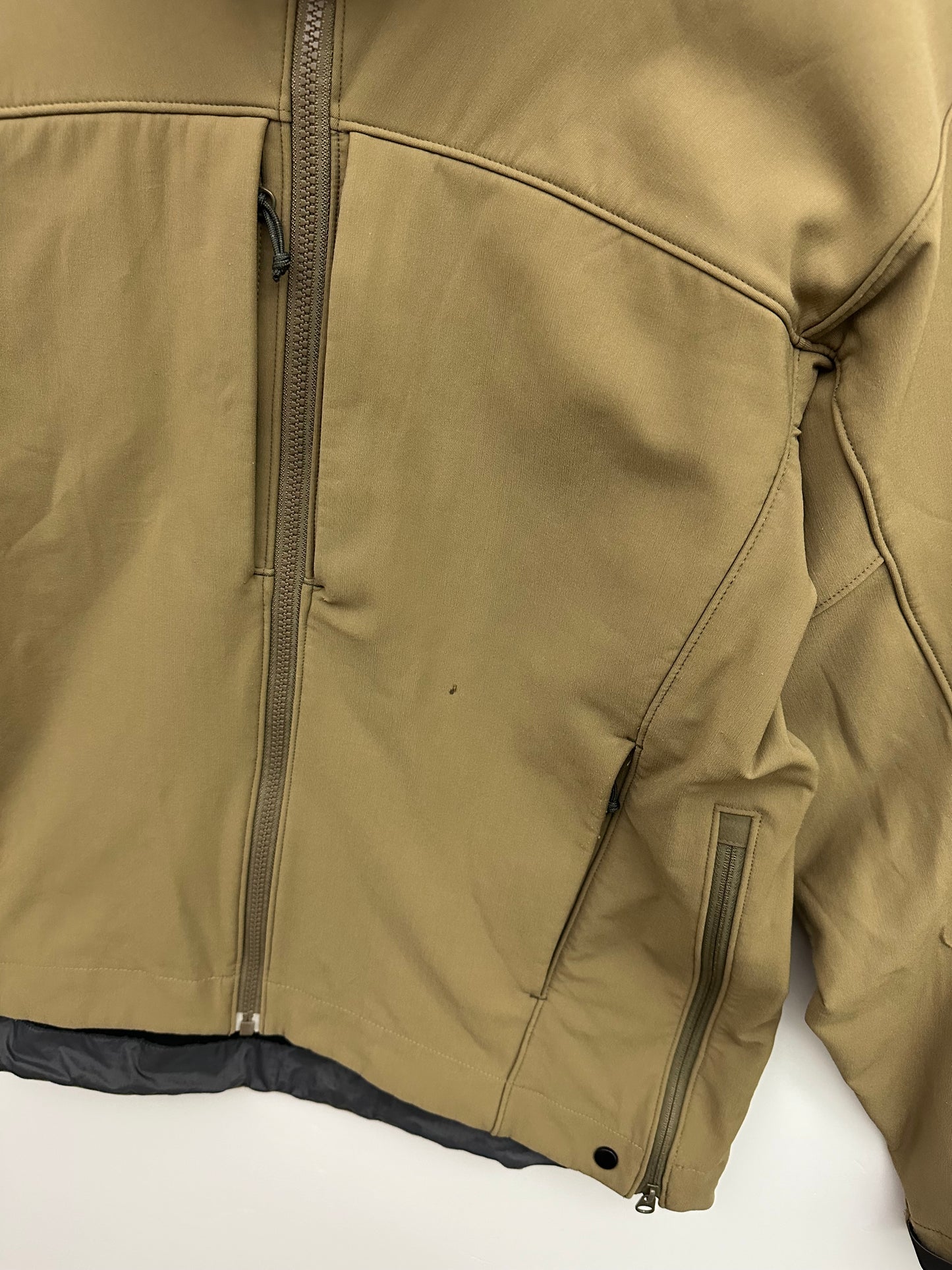 Arc’teryx LEAF VertX Justice Utility Jacket Men’s M Medium