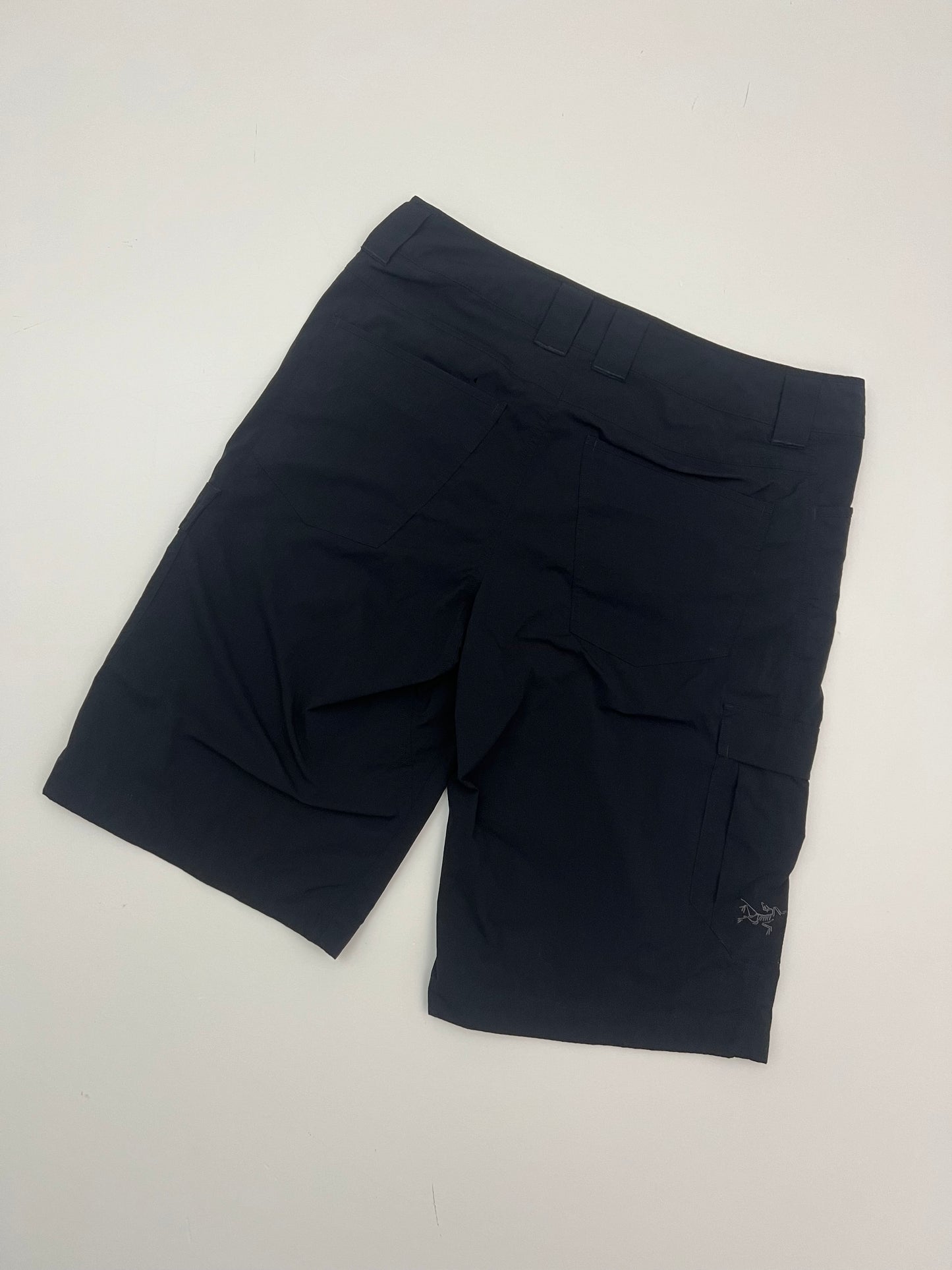 Arc’teryx Rampart Long Shorts Men’s 32 Black TerraTex™