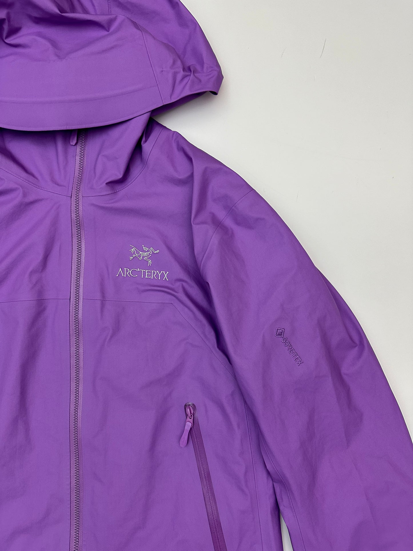 Arc’teryx Beta Jacket Purple Women’s XS Extra Small Gore-Tex