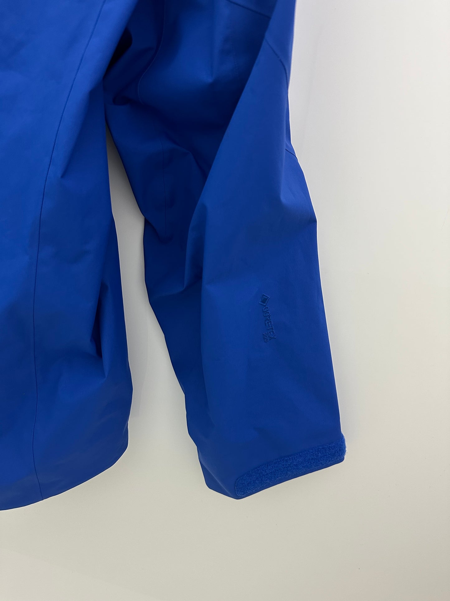 Arc’teryx Alpha SV Jacket Vitality Men’s L Large Gore-Tex Pro RECCO