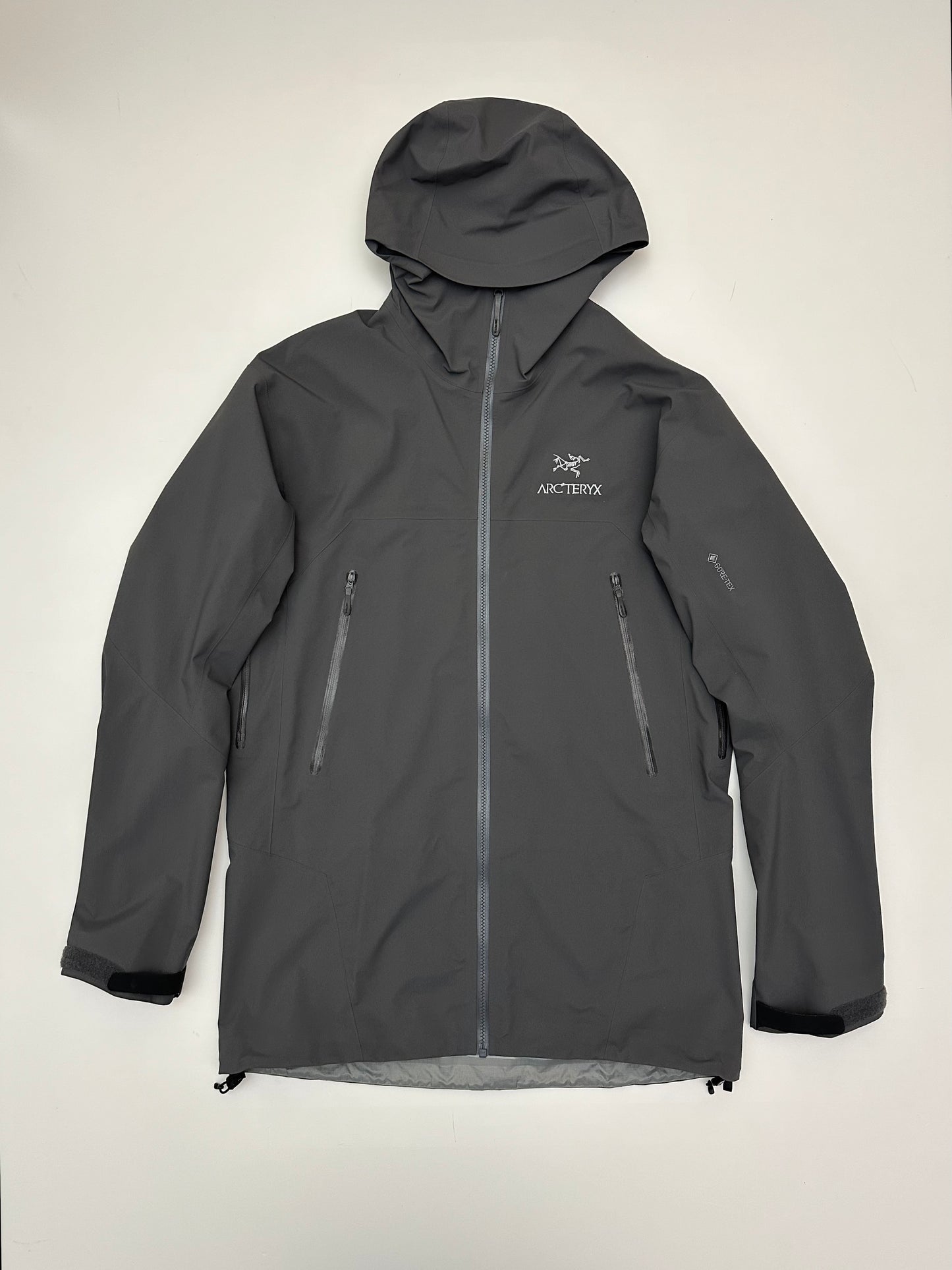 Arc’teryx Beta Long Jacket Cloud Grey Men’s M Medium Gore-Tex