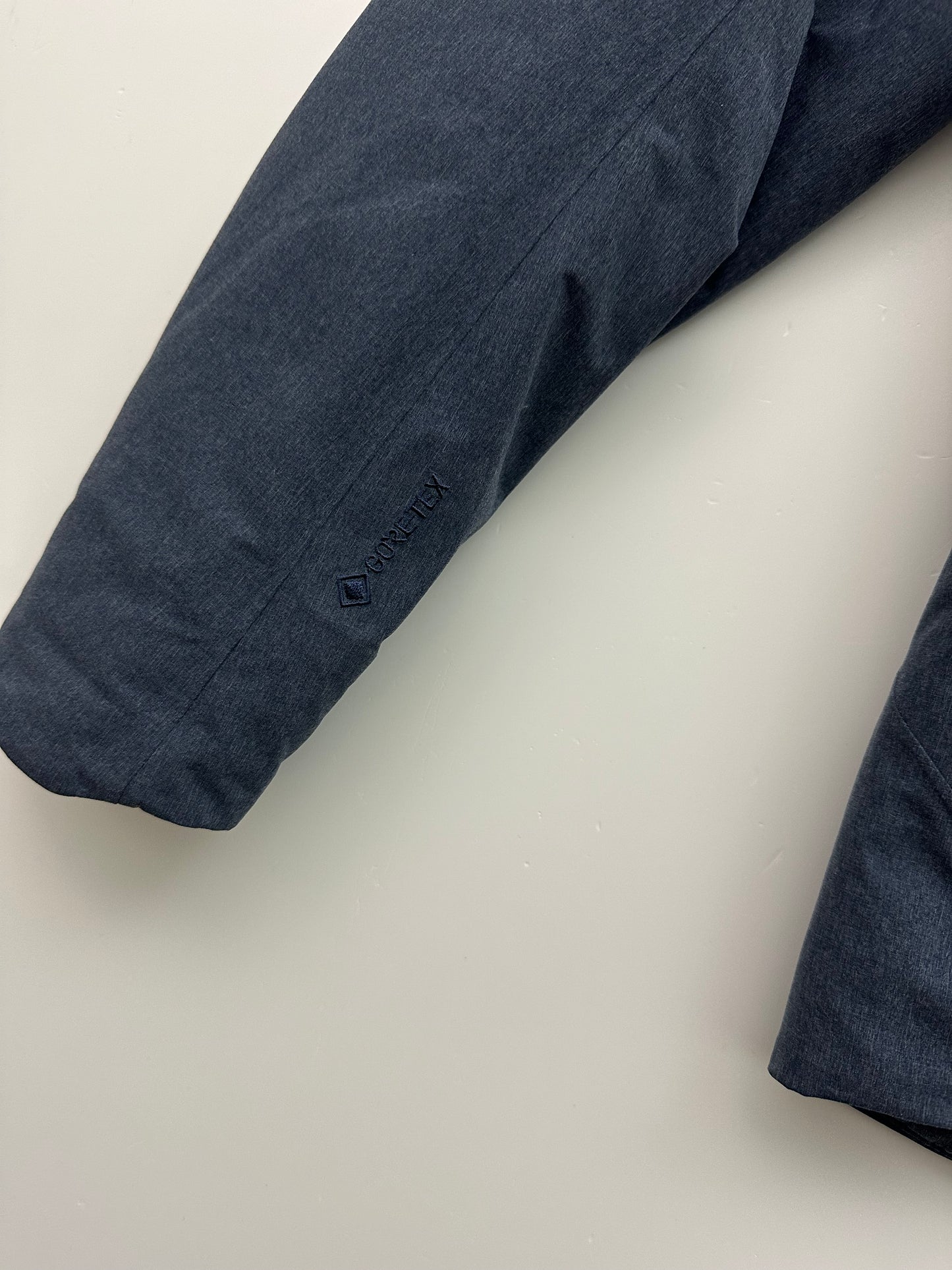 Arc’teryx Radsten Insulated Jacket Blue Men’s XS Extra Small Gore-Tex