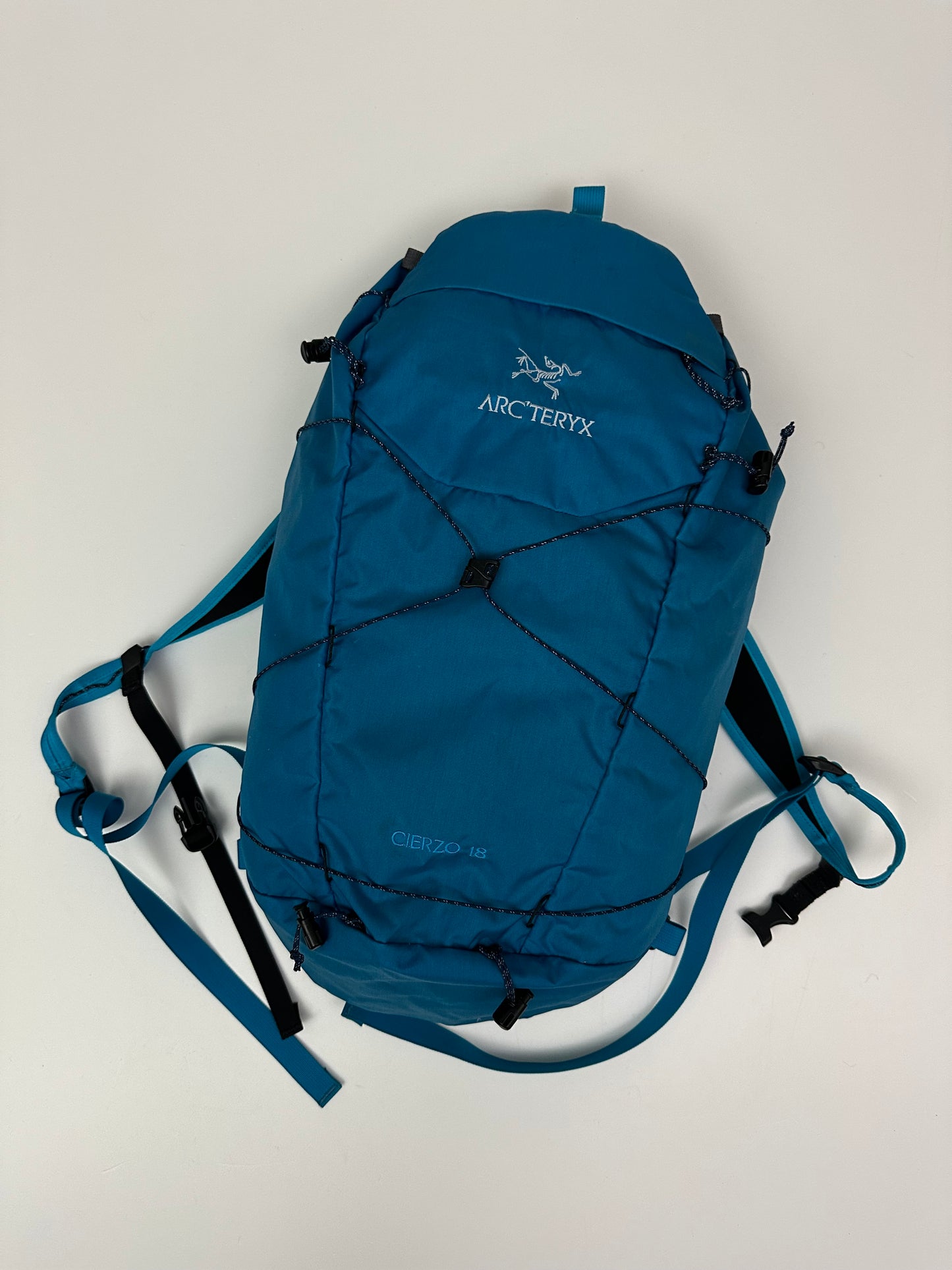 Arc’teryx Ceirzo 18 Backpack Blue