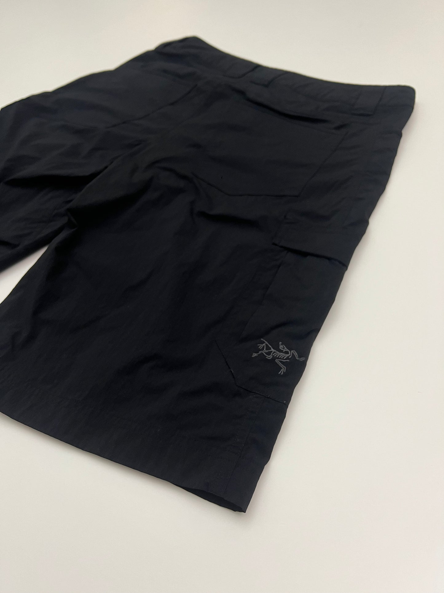 Arc’teryx Rampart Long Shorts Men’s 32 Black TerraTex™