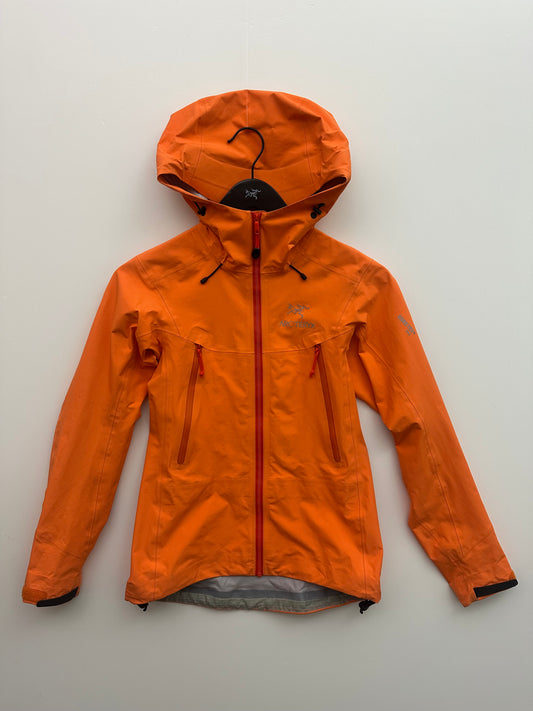 Arc’teryx Beta LT Jacket Orange Women’s S Small Gore-Tex Pro Edition