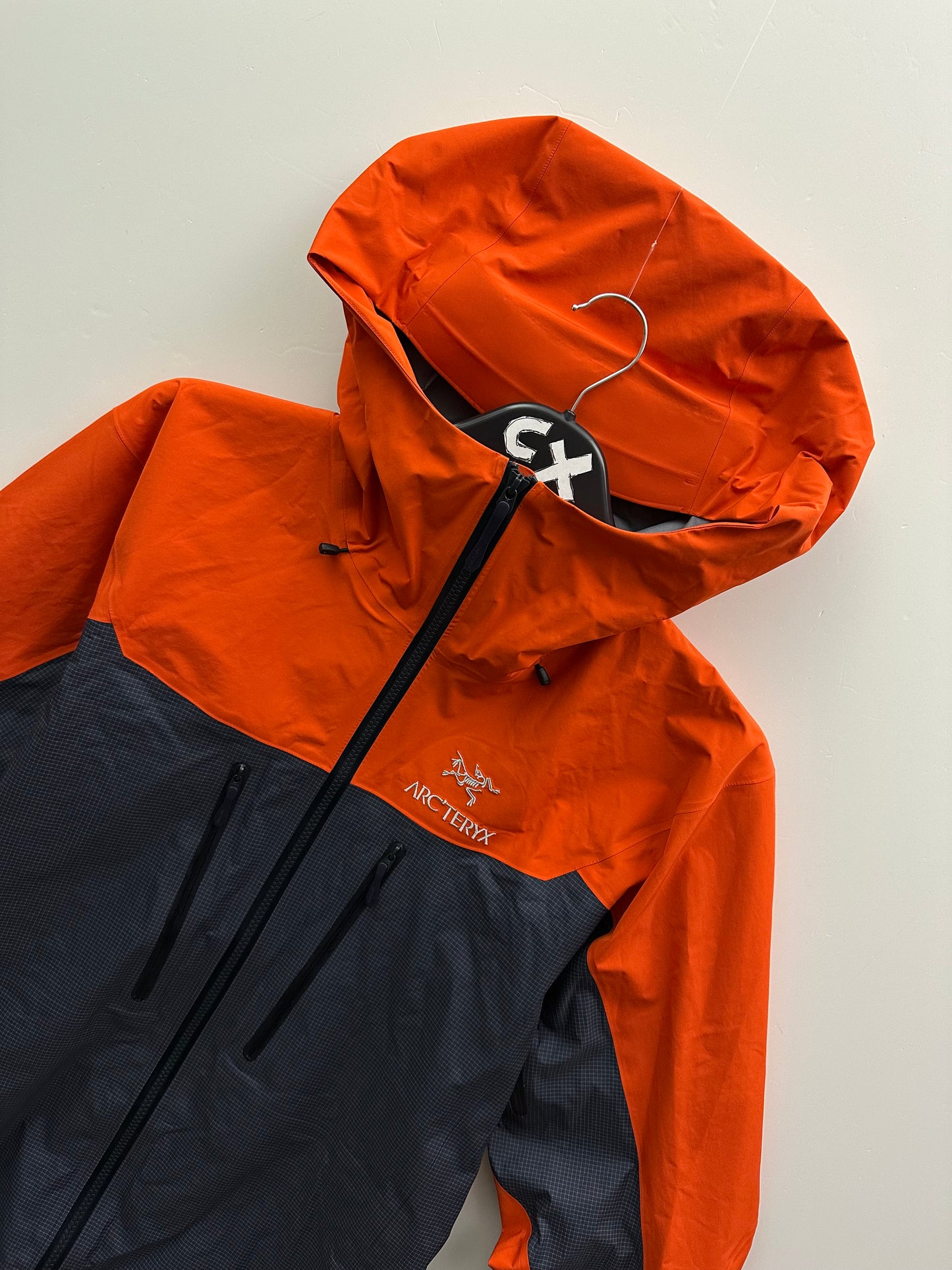 Arc’teryx Alpha Jacket Phenom / Black Sapphire Men’s S Small Gore-Tex Pro RECCO