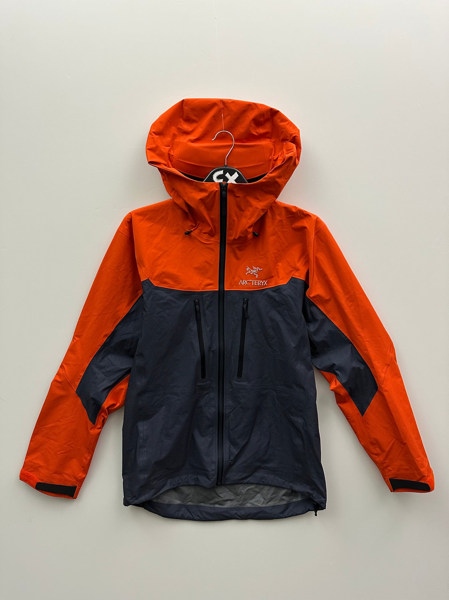 Arc’teryx Alpha Jacket Phenom / Black Sapphire Men’s S Small Gore-Tex Pro RECCO