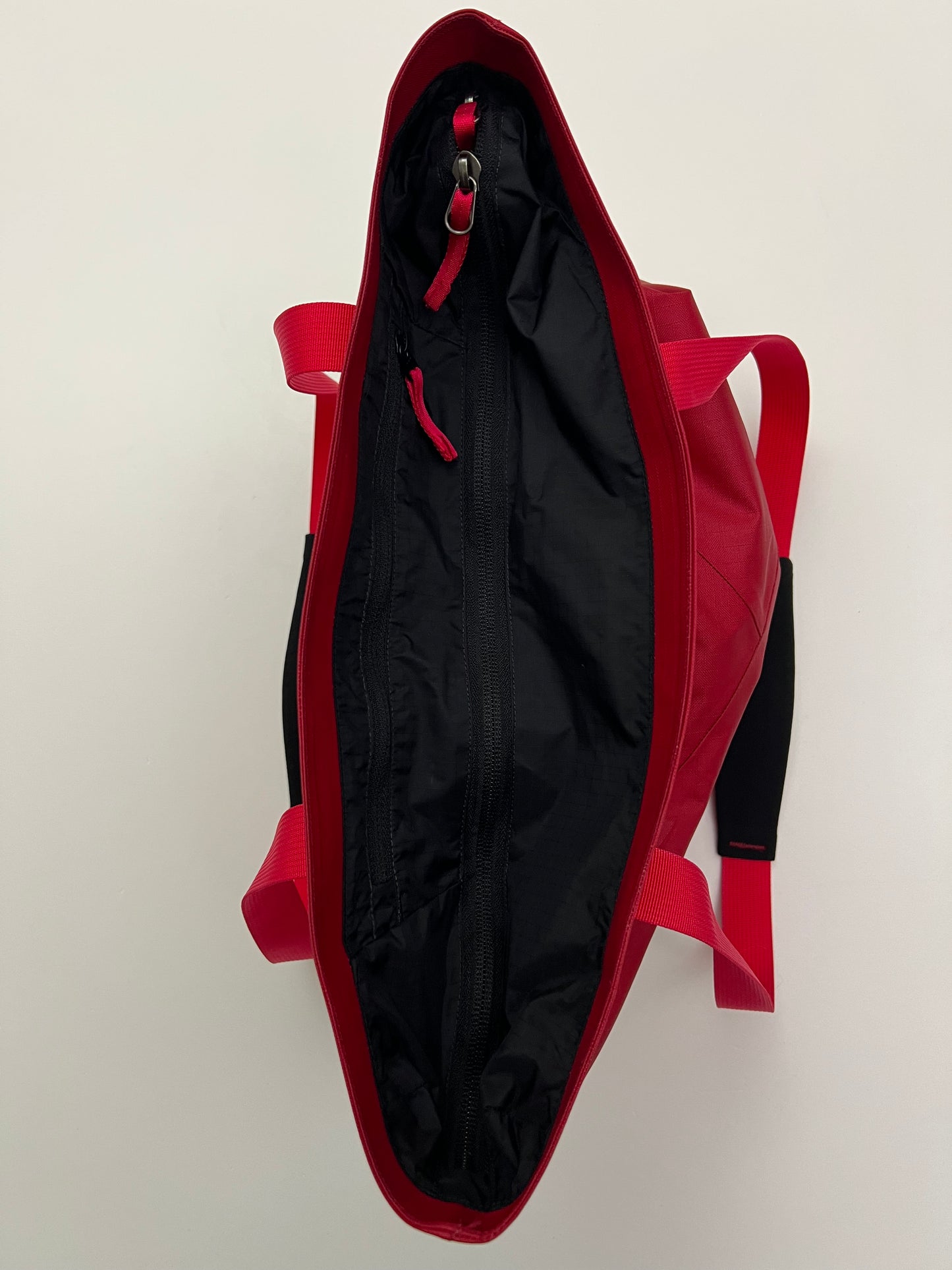 Arc’teryx Blanca 19 Tote Bag Pink