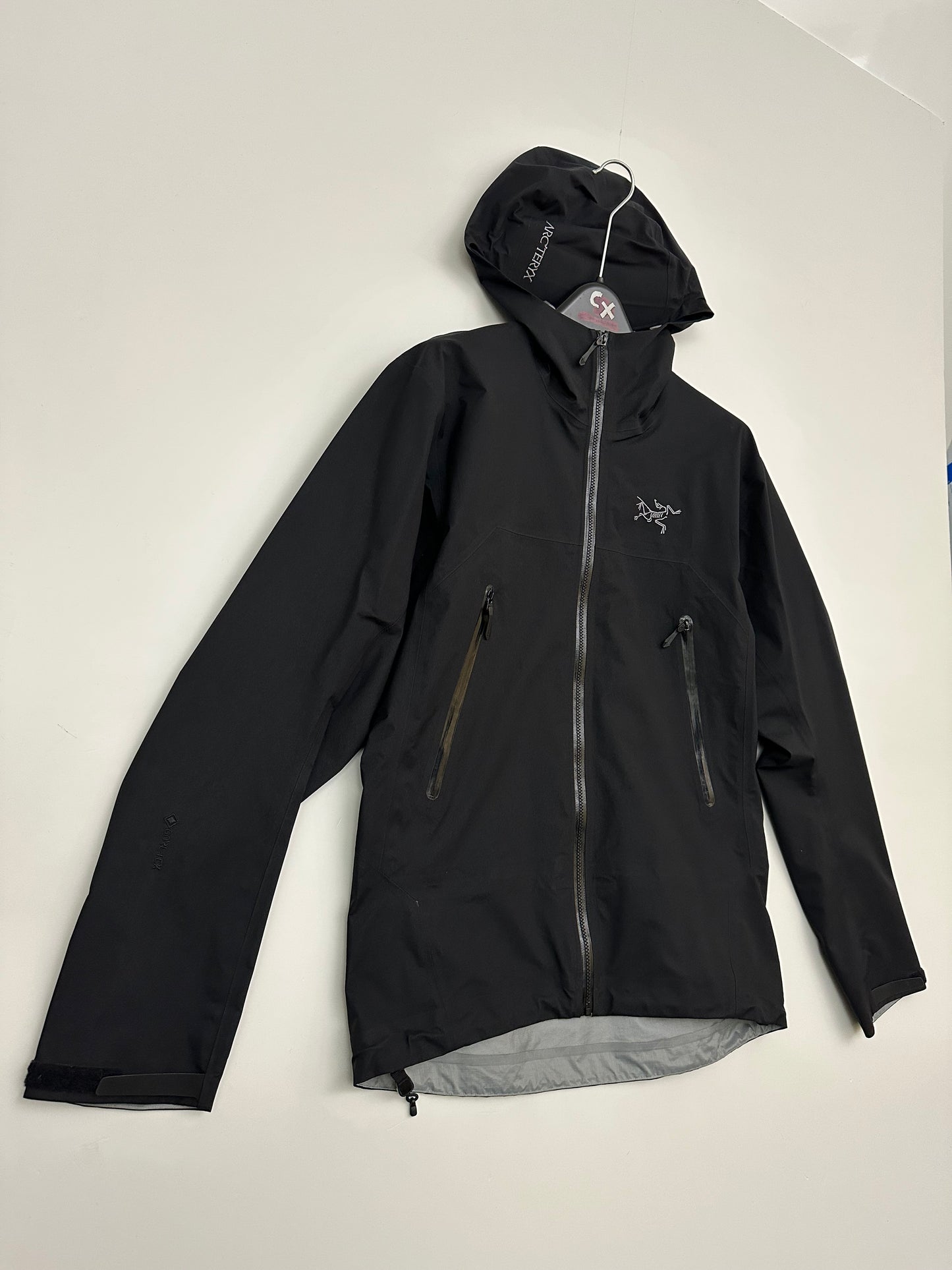 Arc’teryx Beta Jacket Black Men’s S Small Gore-Tex