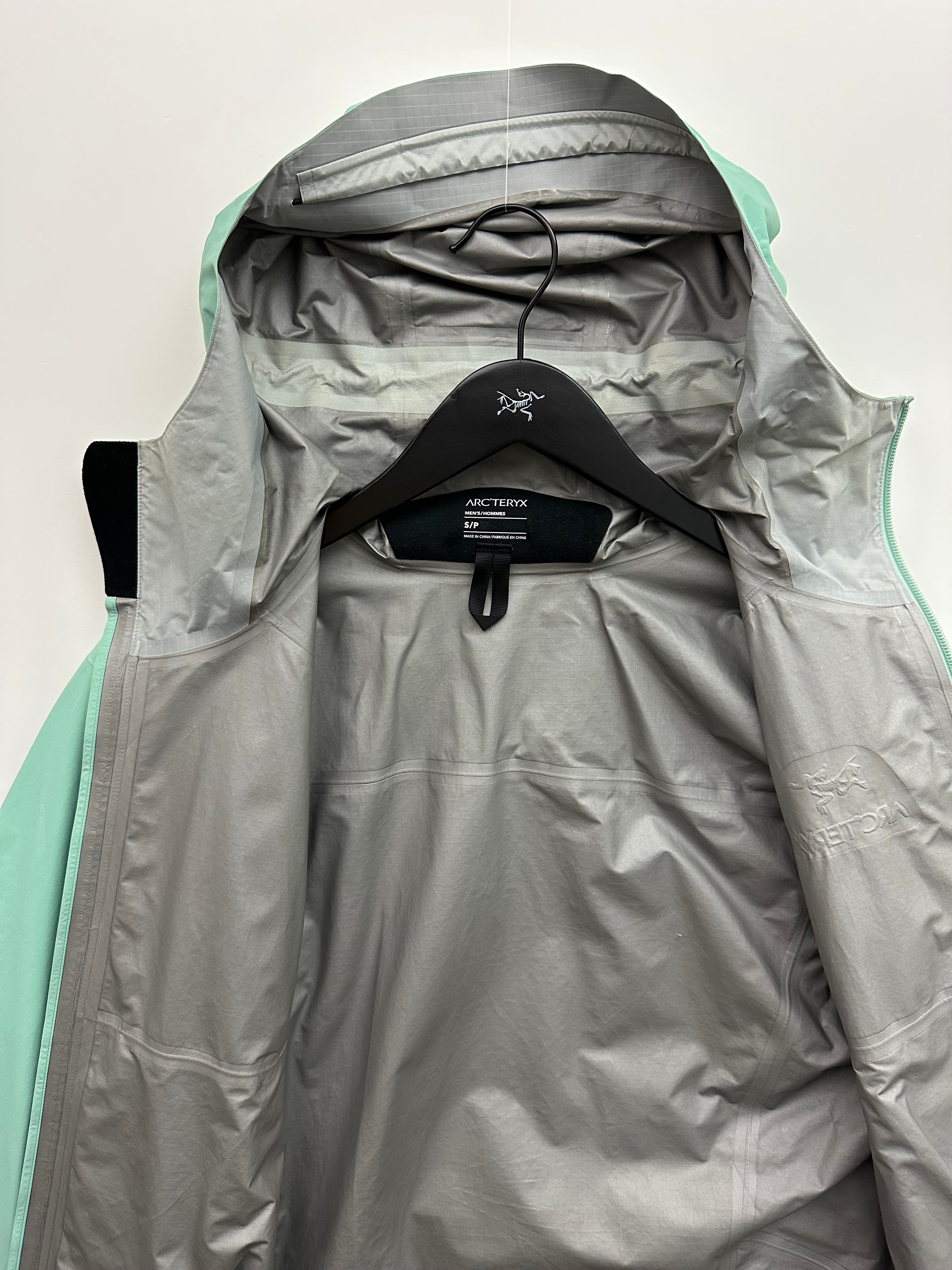 Arc'teryx Zeta SL Jacket Kepler Blue Men's S Small Gore-Tex Arc'teryx Zeta SL Jacket Kepler Blue Men's S Small Gore-Tex