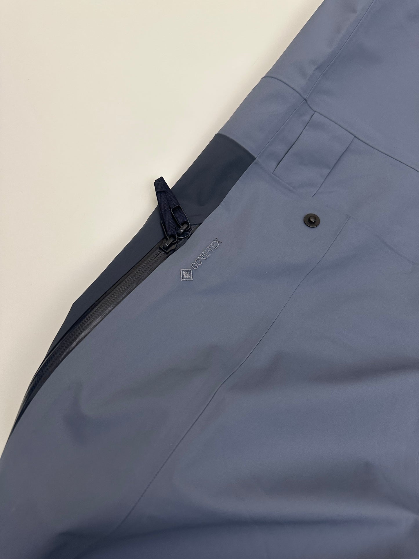 Arc'teryx Sabre Bib Stratus Blue Men’s M Medium Gore-Tex RECCO