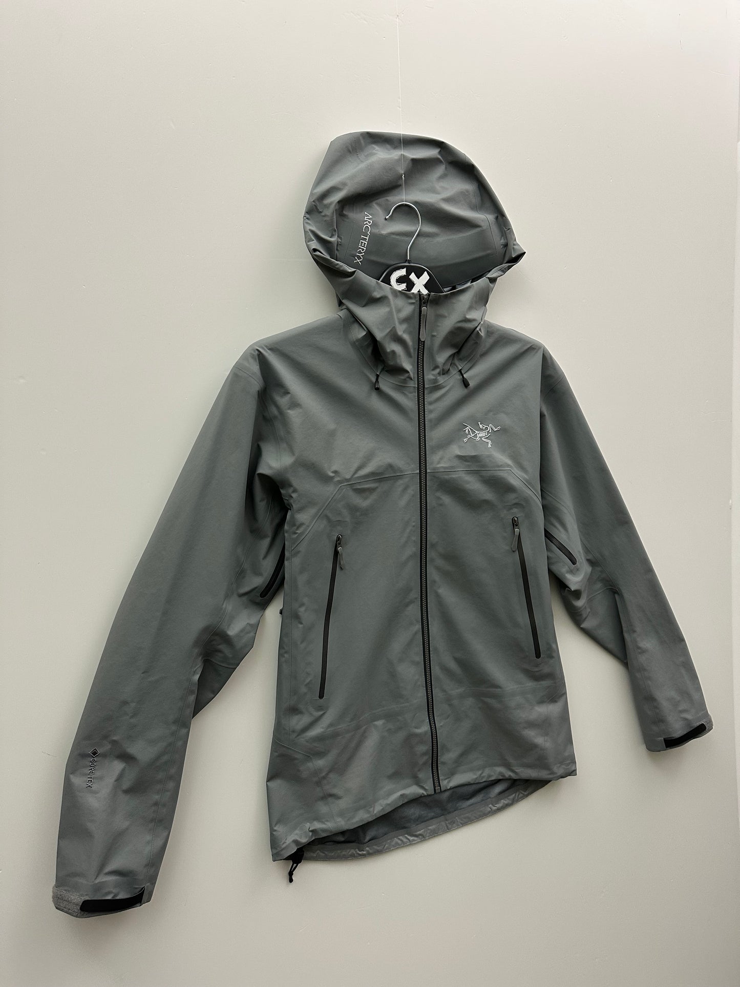 Arc’teryx Beta SL Jacket Void Grey Men’s S Small Gore-Tex