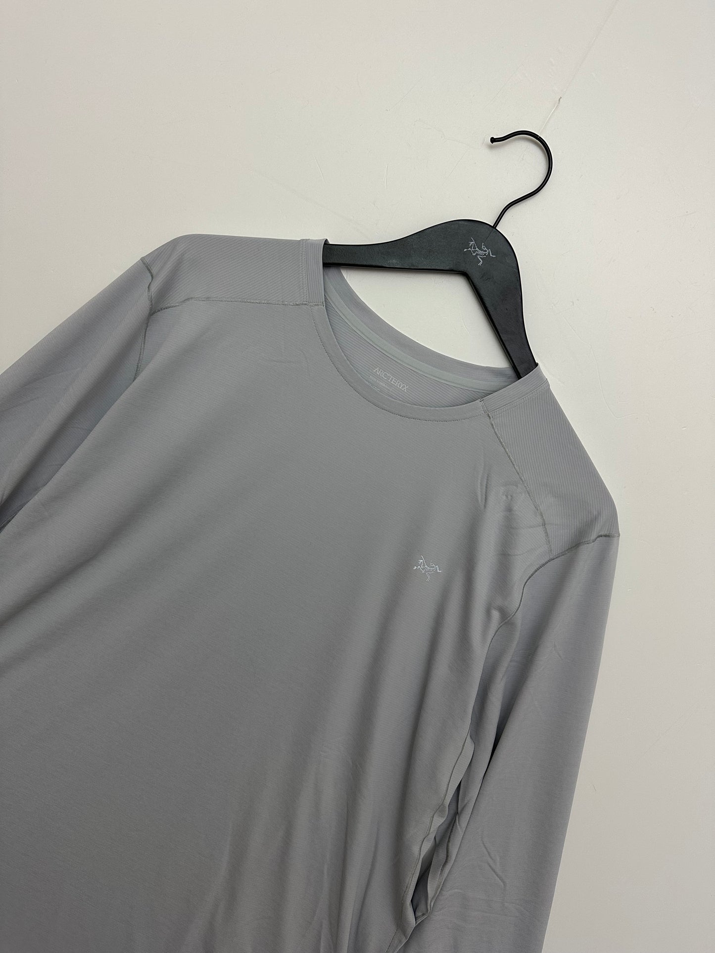 Arc’teryx Cormac Crew LS Tee Solitude Heather Men’s XL Extra Large