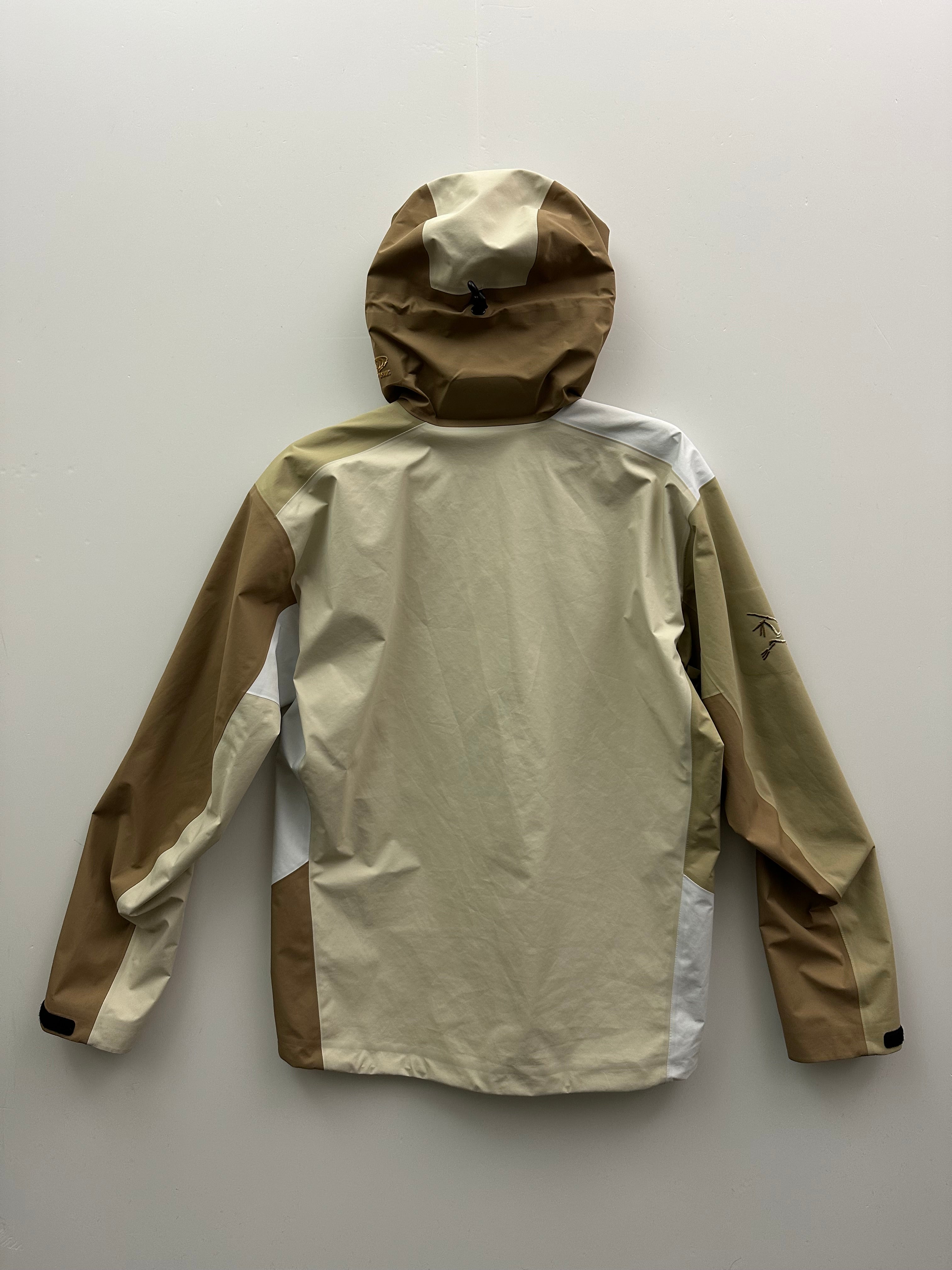Arc'teryx x Beams Beta Jacket Nagomi Men's M Medium Gore-Tex Arc'teryx x Beams Beta Jacket Nagomi Men's M Medium Gore-Tex