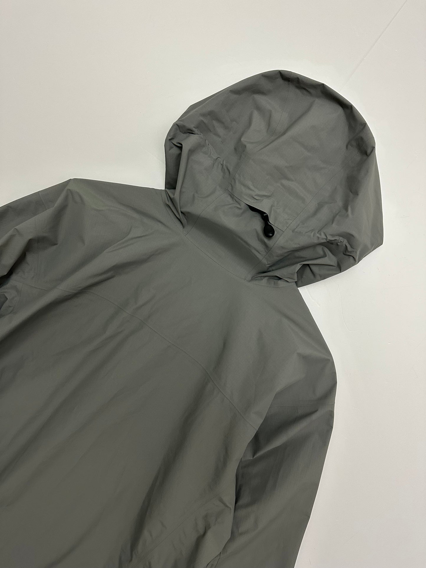 Arc’teryx Zeta SL Jacket Cryptochrome Grey Men’s XL Extra Large Gore-Tex