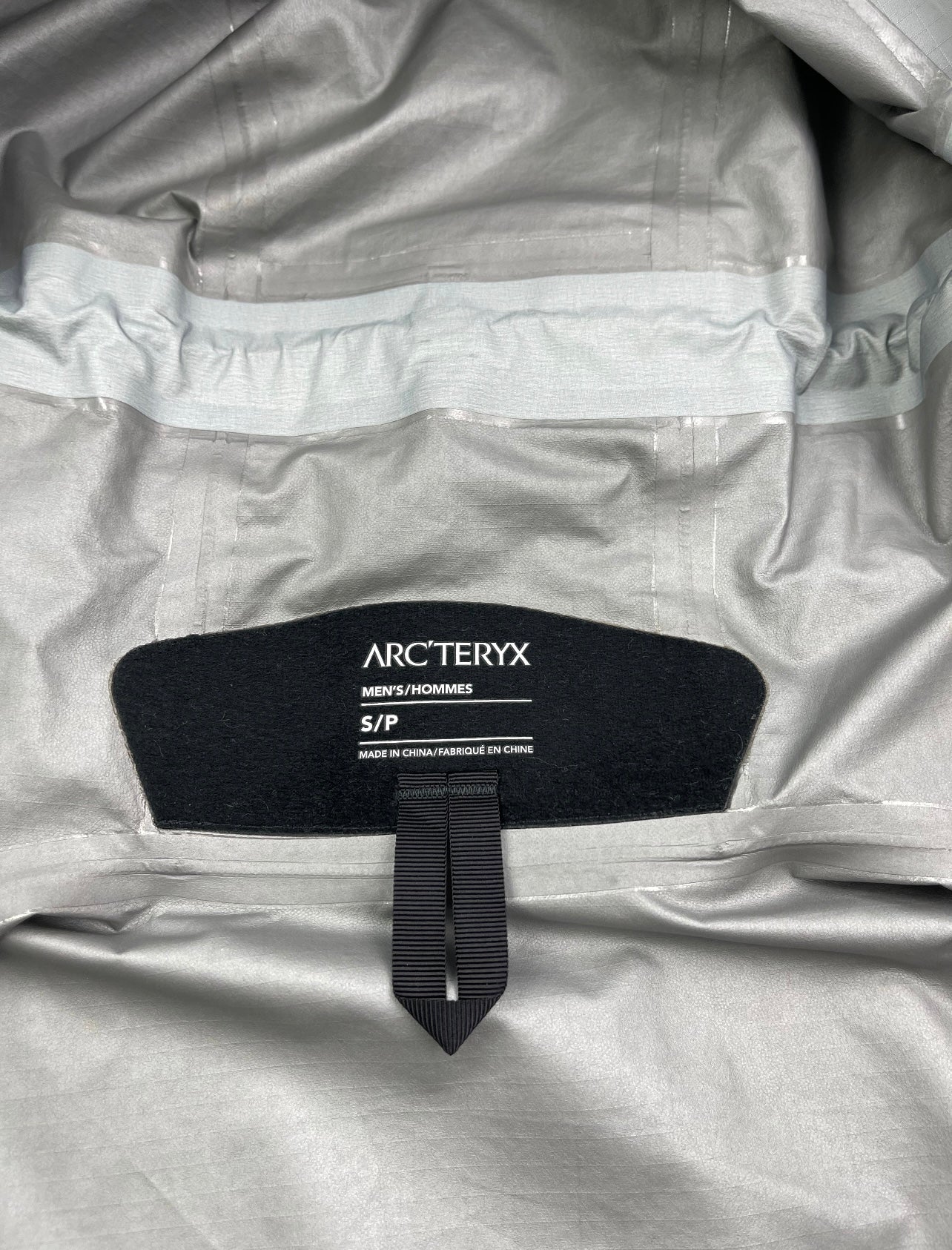 Arc’teryx Zeta SL Jacket Cryptochrome Grey Men’s S Small Gore-Tex