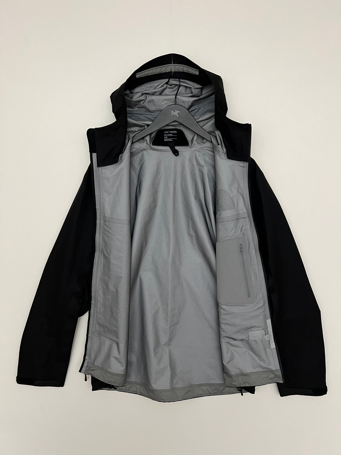Arc’teryx Beta Jacket Black Men’s L Large Gore-Tex
