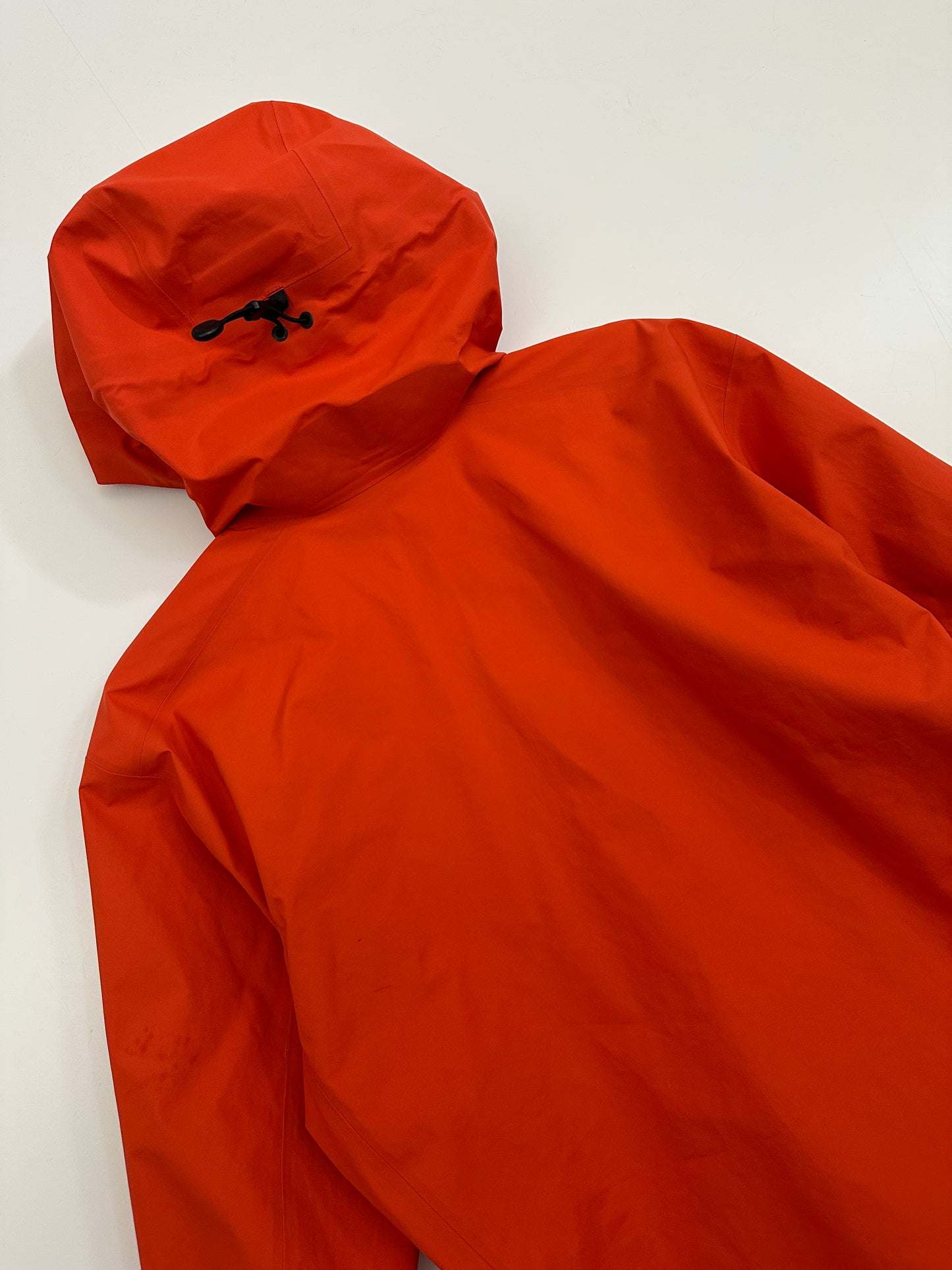 Arc’teryx Beta Jacket Solaris Orange Men’s M Medium Gore-Tex RECCO