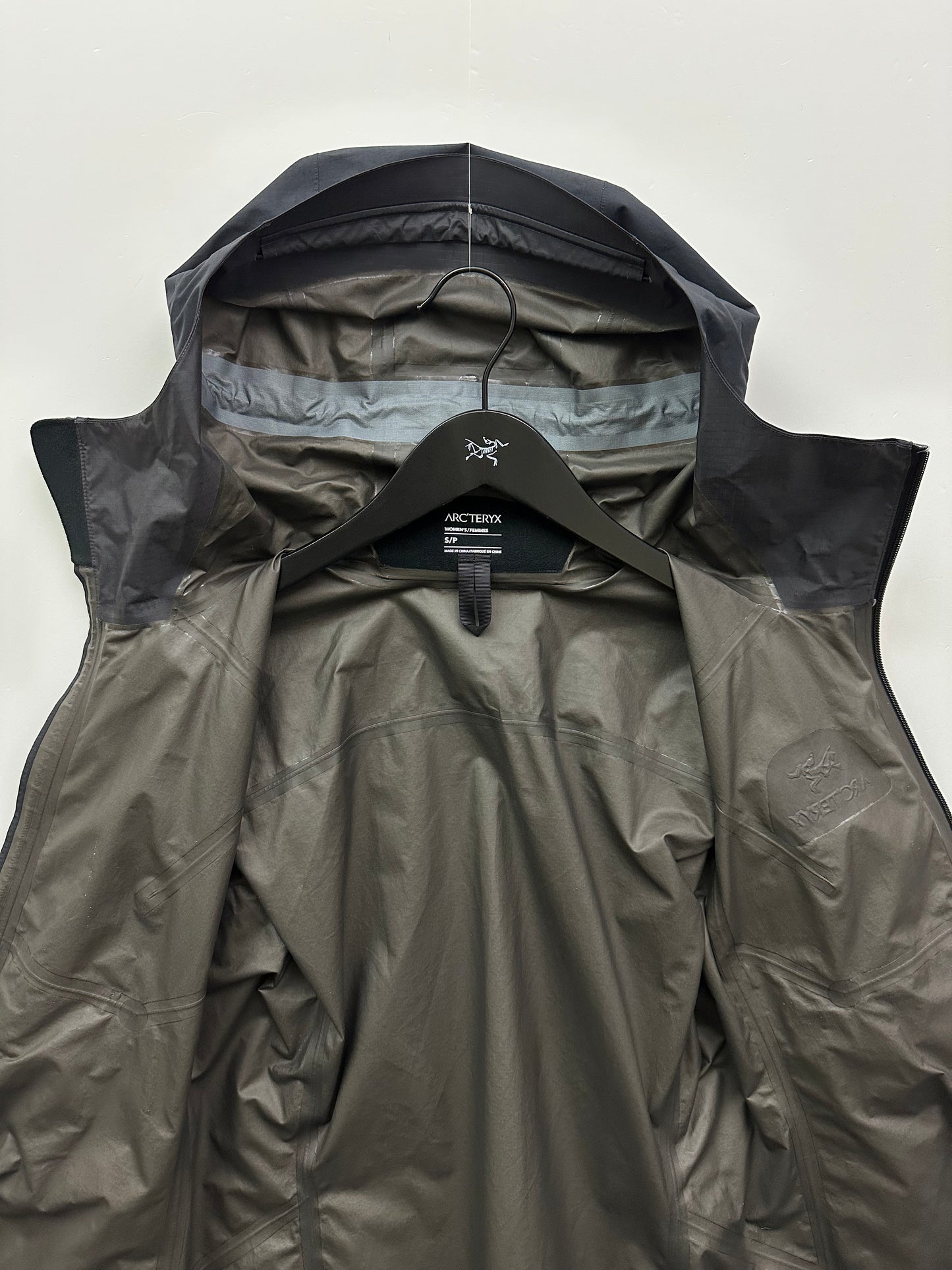 Arc’teryx Zeta SL Jacket Black Women’s S Small Gore-Tex