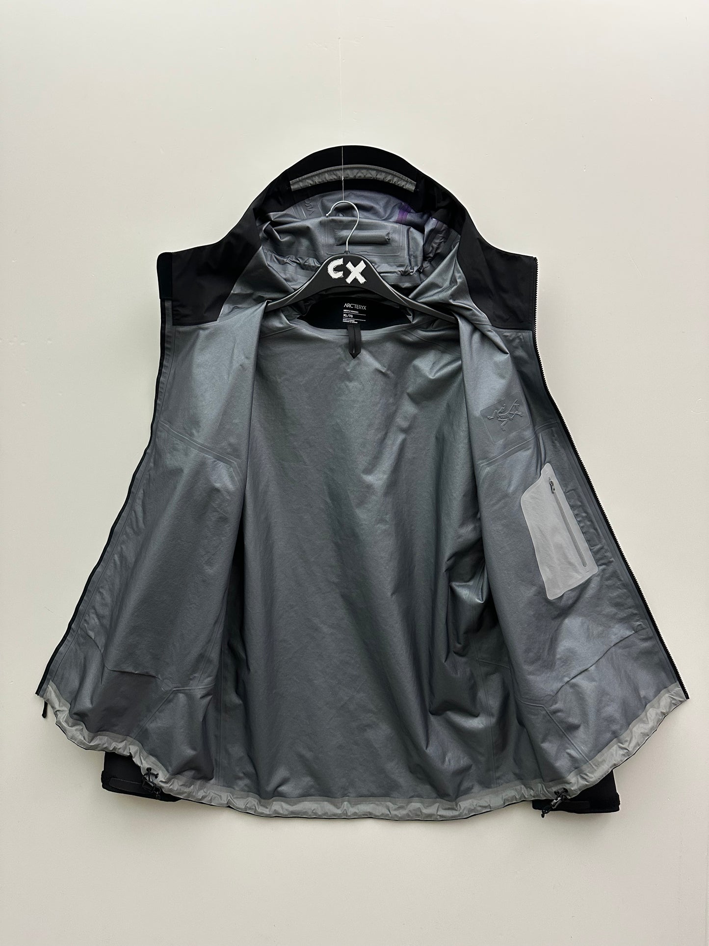 Arc’teryx Beta Jacket Black Men’s XL Extra Large Gore-Tex RECCO