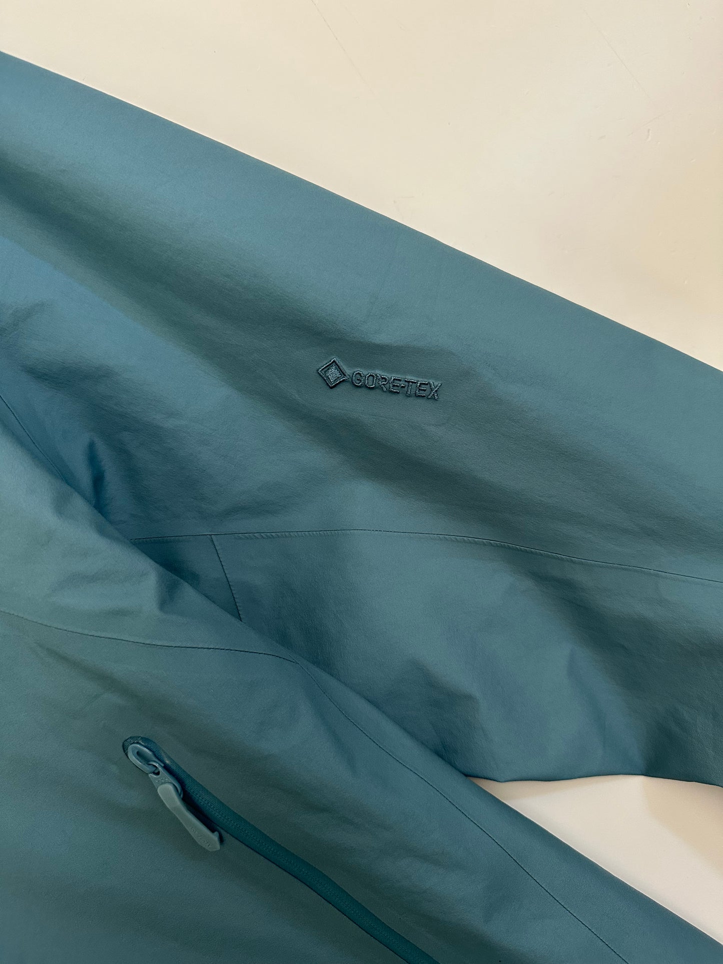 Arc’teryx Beta Jacket Solace Blue Men’s L Large Gore-Tex