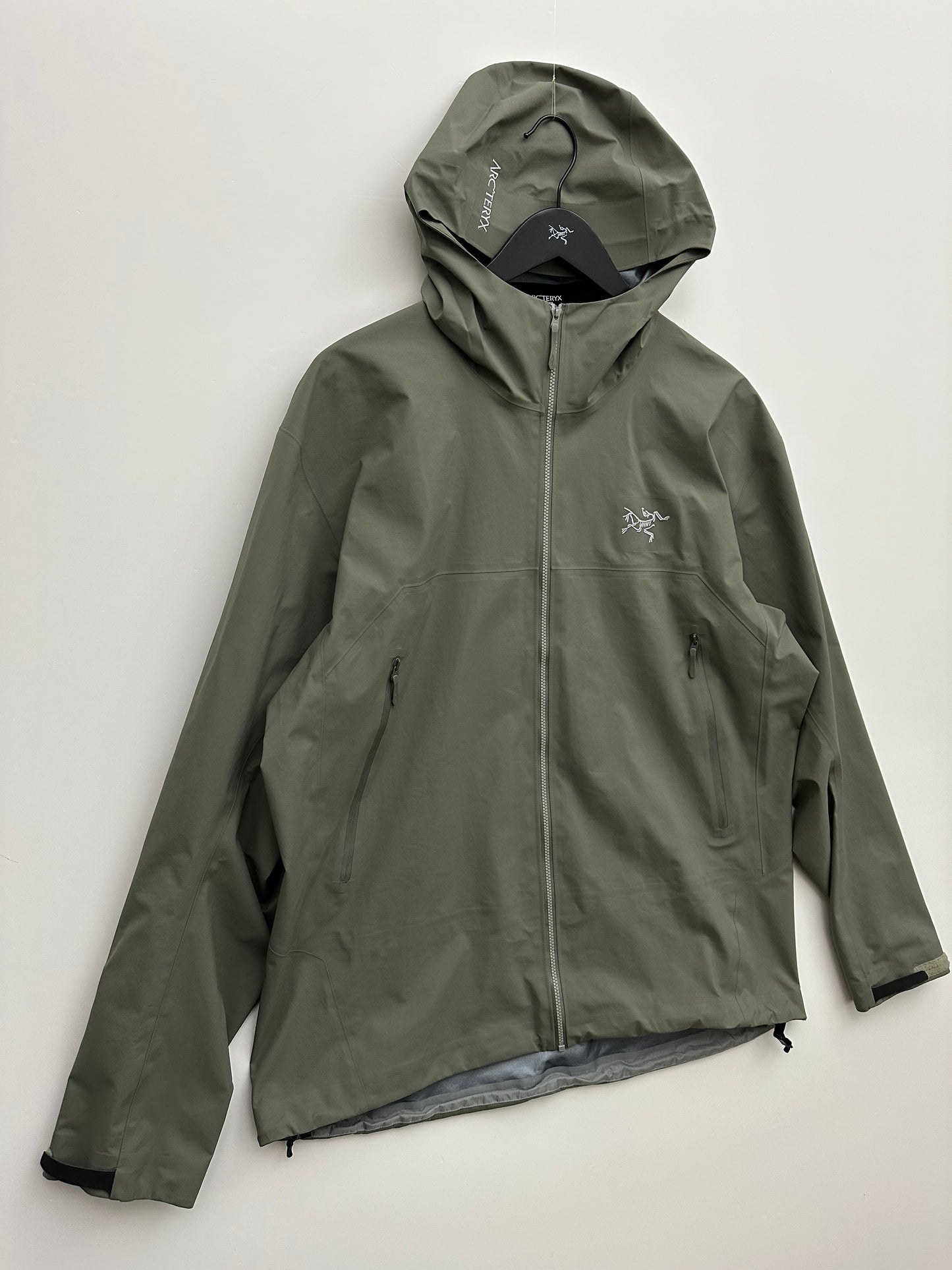 Arc’teryx Beta Jacket Forage Green Men’s XL Extra Large Gore-Tex RECCO