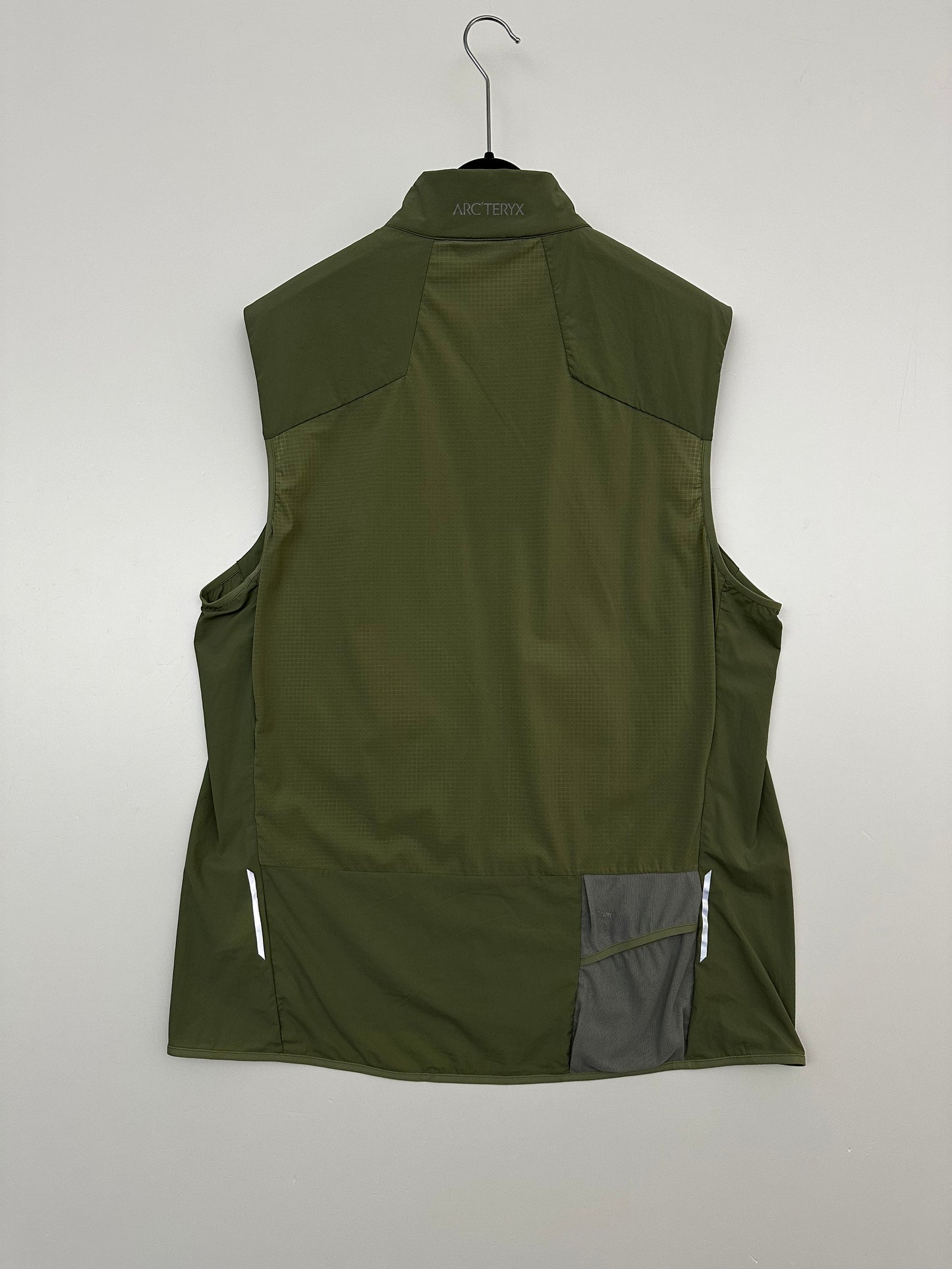 Arc'teryx Norvan Insulated Vest Forage Green Men's L Large