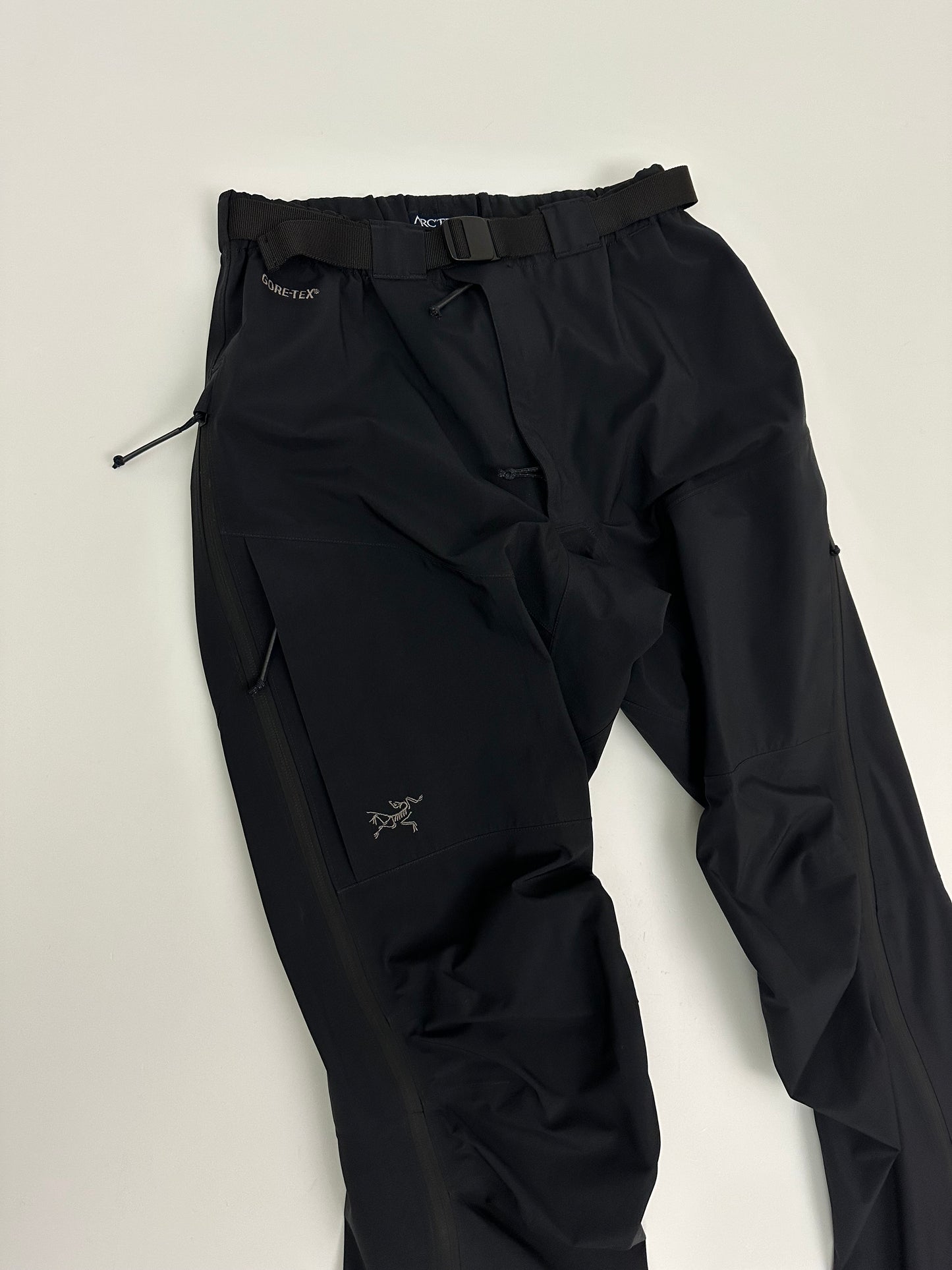 Arc'teryx LEAF Alpha Pant 1st Gen Men’s XS / S Black Gore-Tex 27W 31L