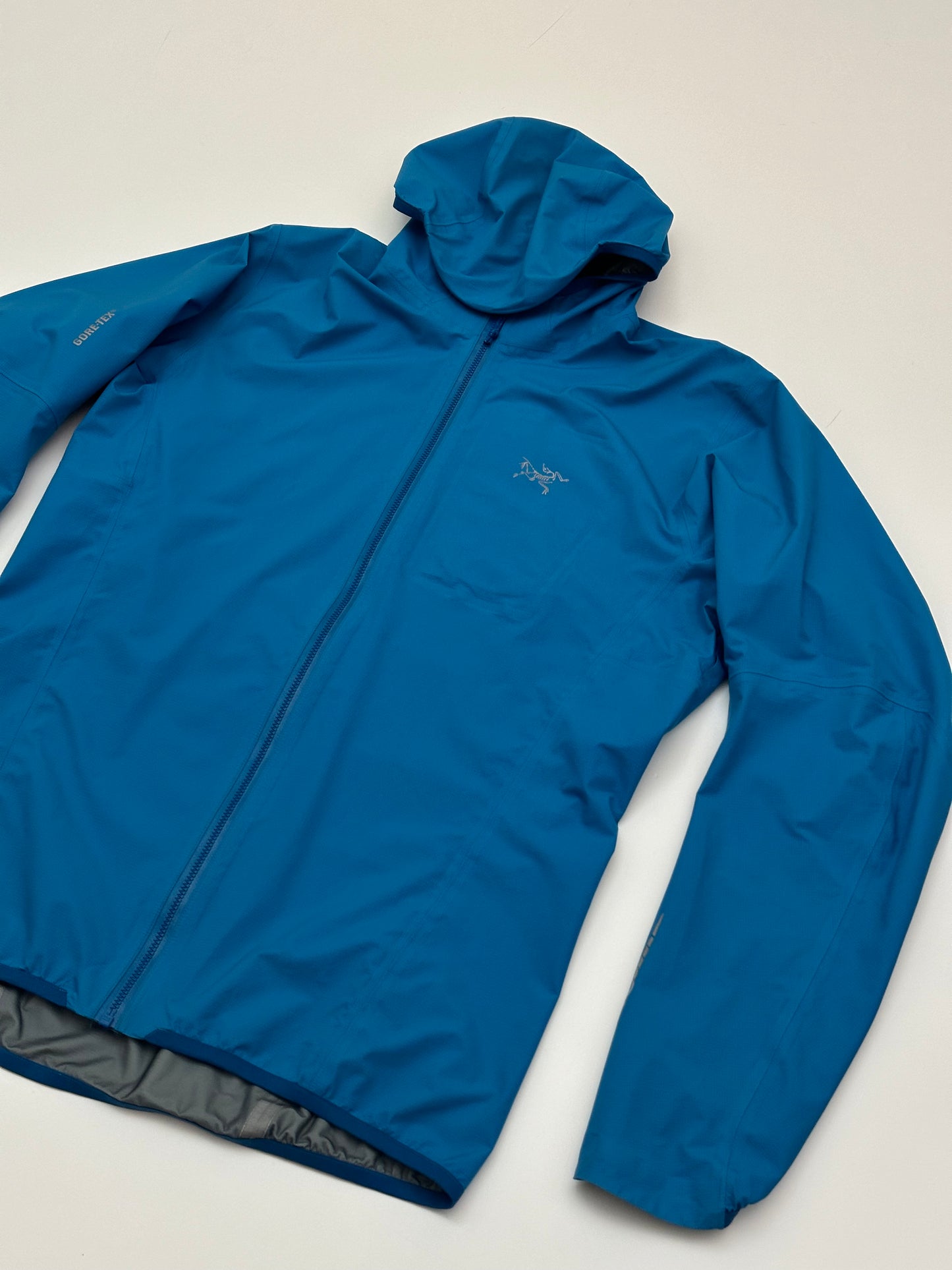 Arc’teryx Norvan Jacket Blue Men’s M Medium Gore-Tex