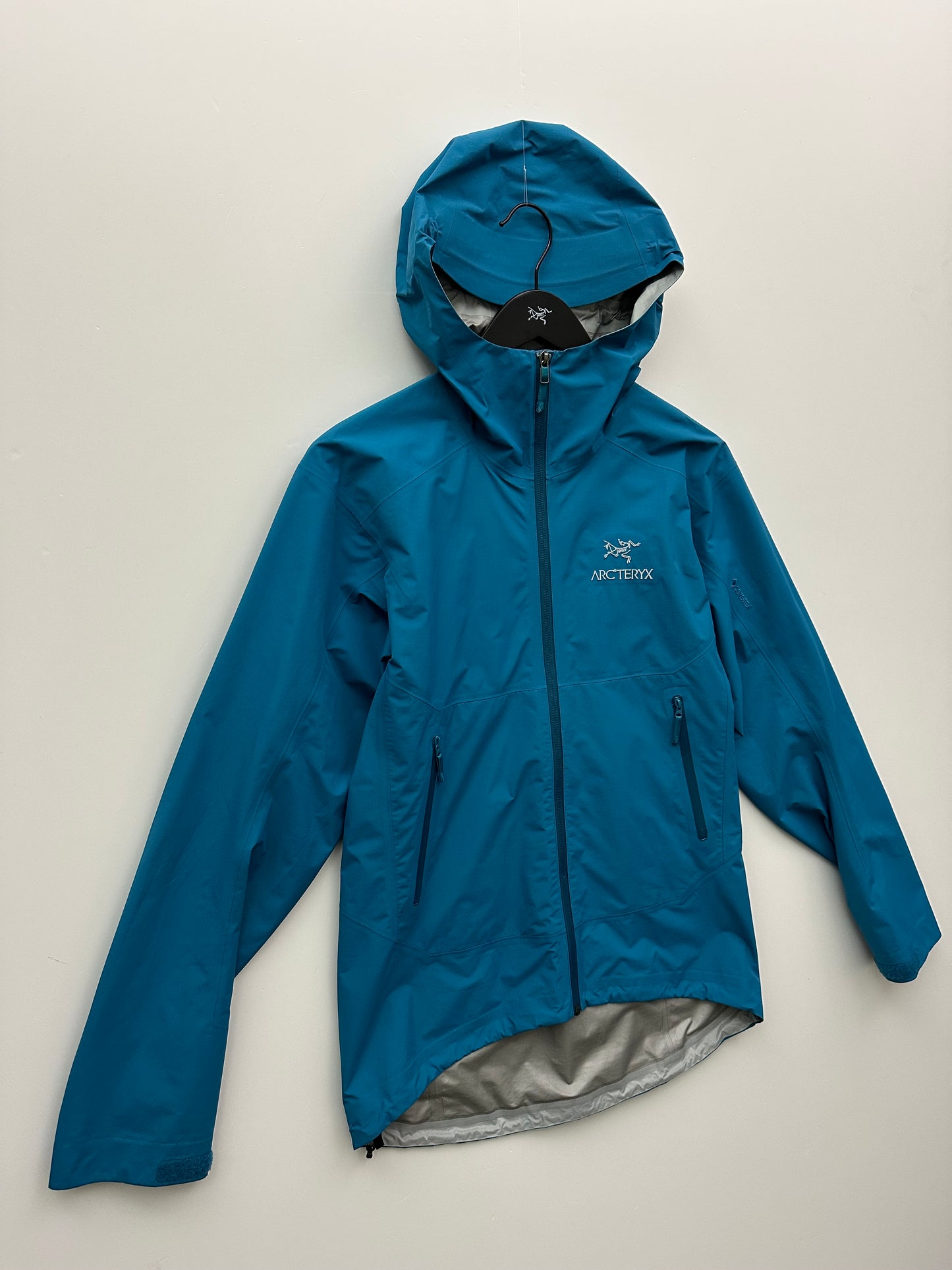 Arc’teryx Zeta SL Jacket Blue Men’s S Small Gore-Tex