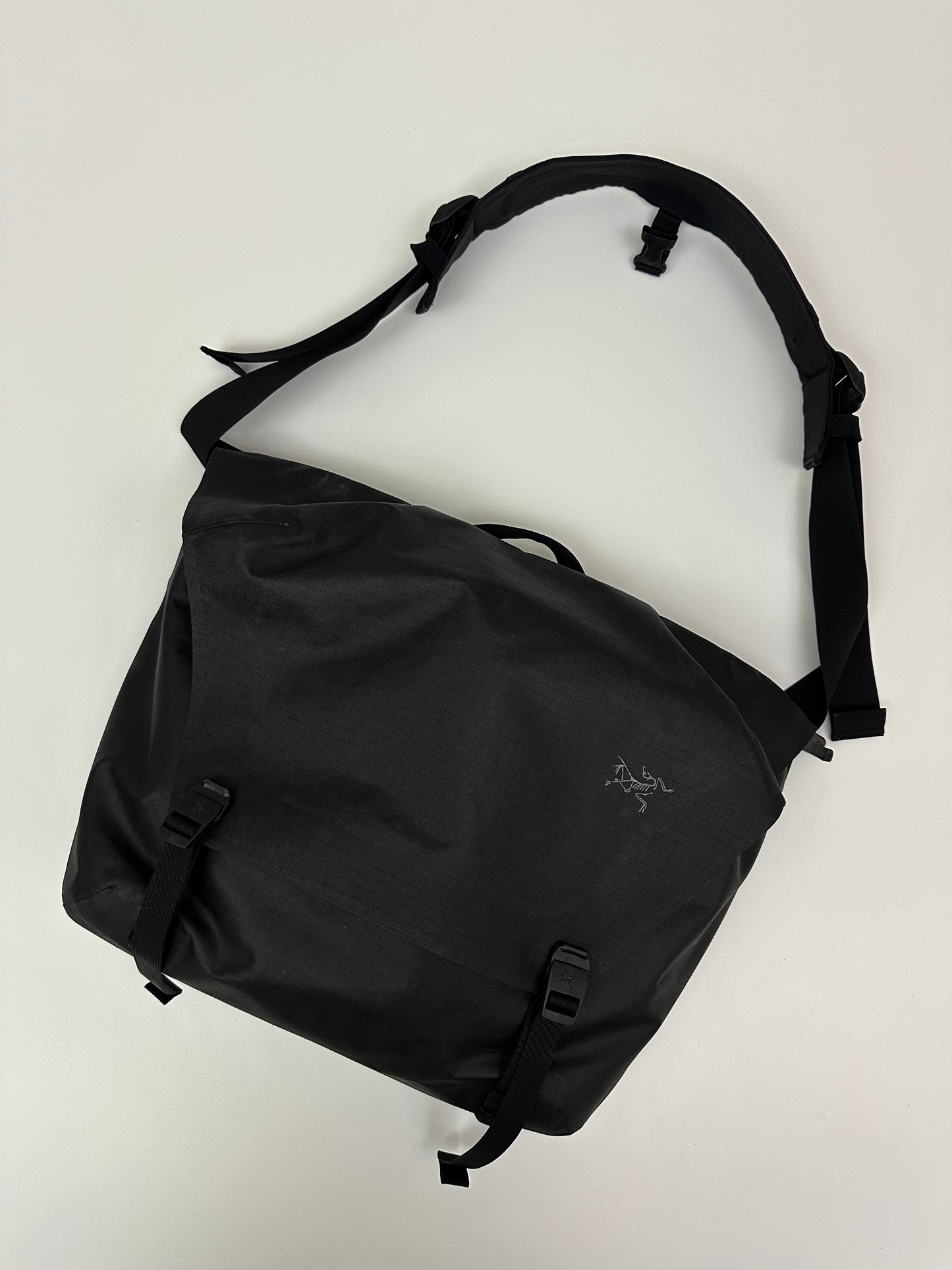 Arc’teryx Granville Courier 16 Bag Black