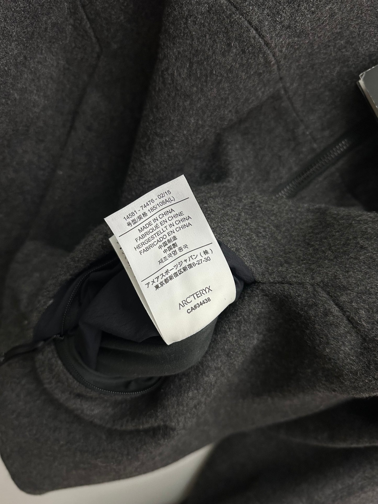 Arc’teryx Diplomat Jacket Carbon Copy Grey Men’s L Large