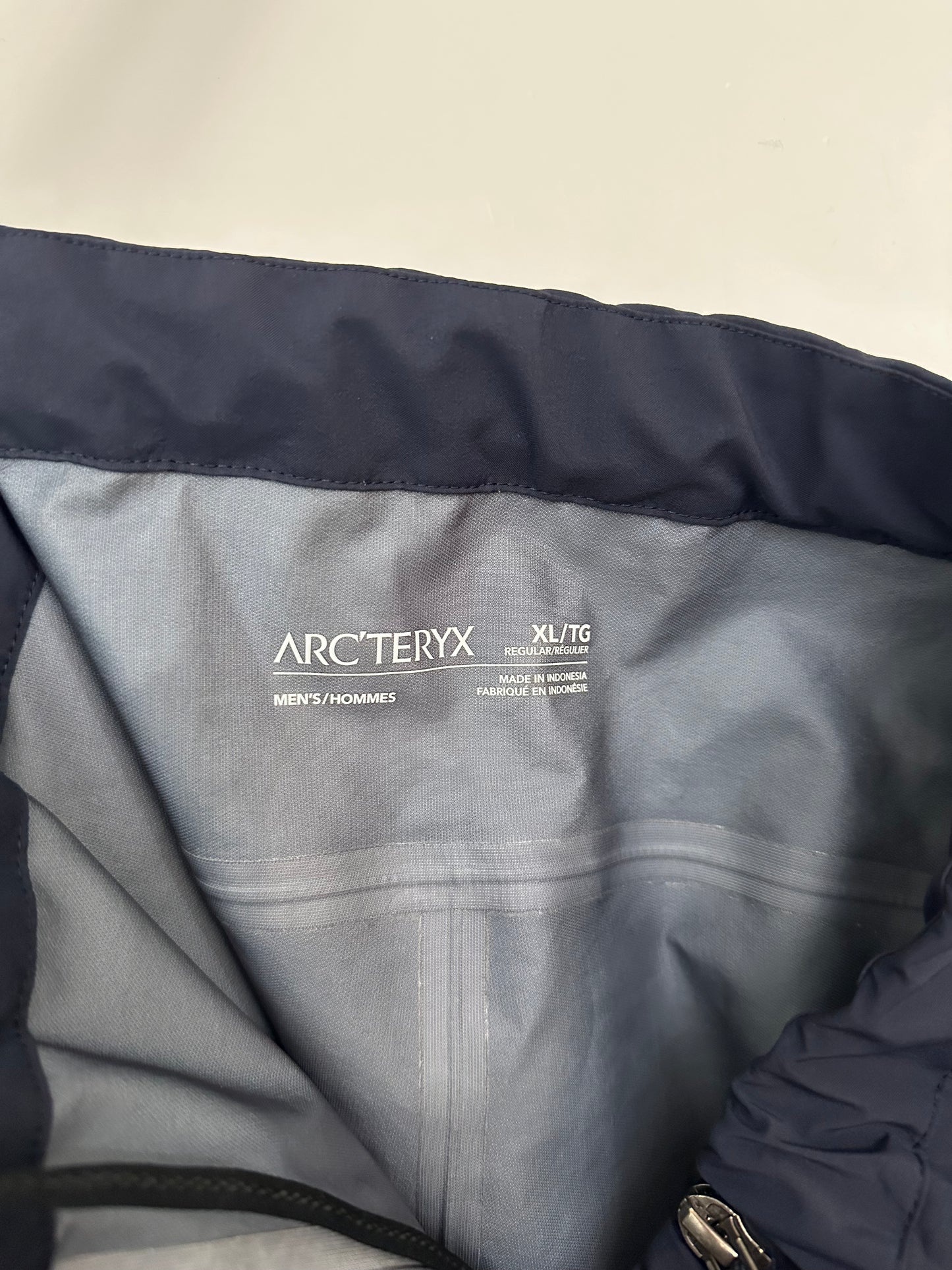Arc'teryx Beta Pant Black Sapphire Blue Men’s XL Extra Large Gore-Tex