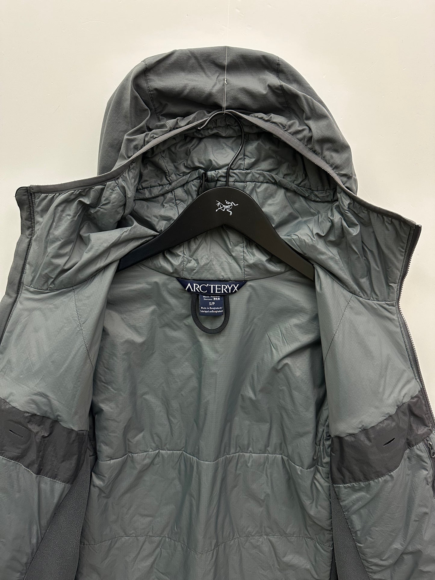 Arc’teryx LEAF Atom LT Hoody Gen1 Wolf Grey Men’s S Small