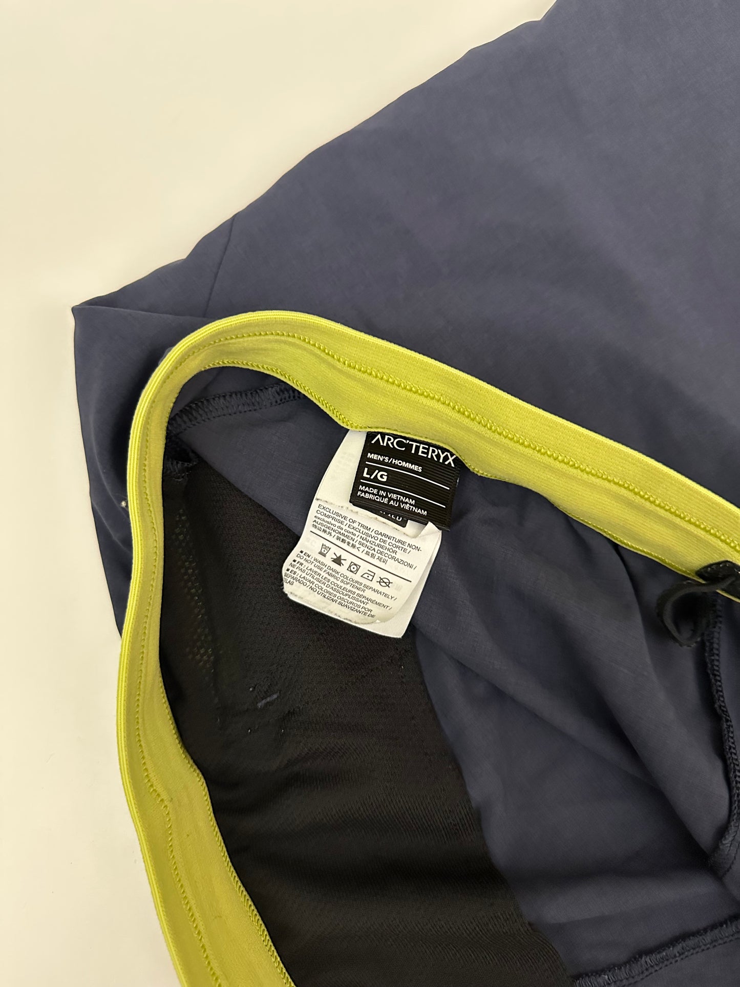 Arc’teryx Norvan 9” Shorts Blue Men’s L Large