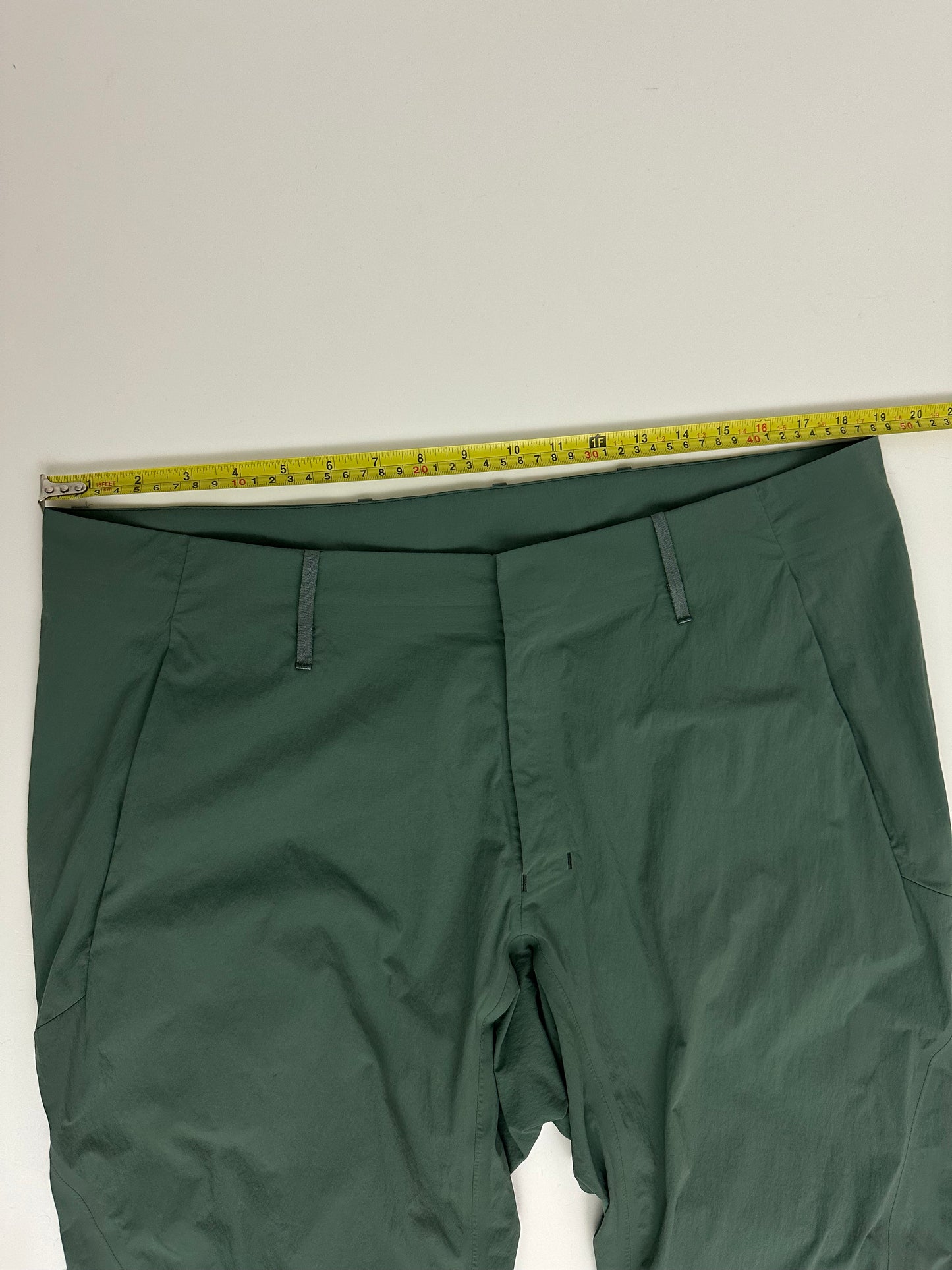 Arc'teryx Veilance Convex LT Pant Green Men’s 36 Regular