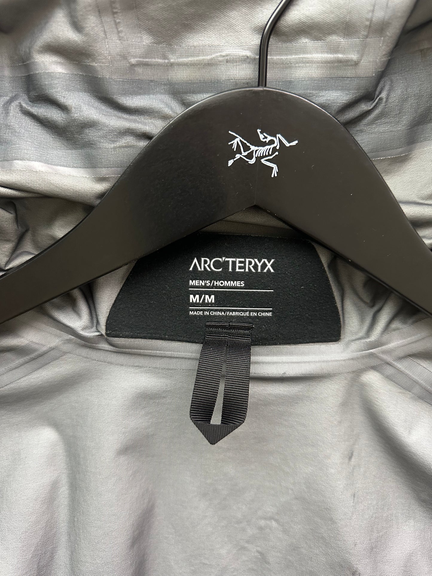 Arc’teryx Beta Jacket Black-Multi Men’s M Medium Gore-Tex