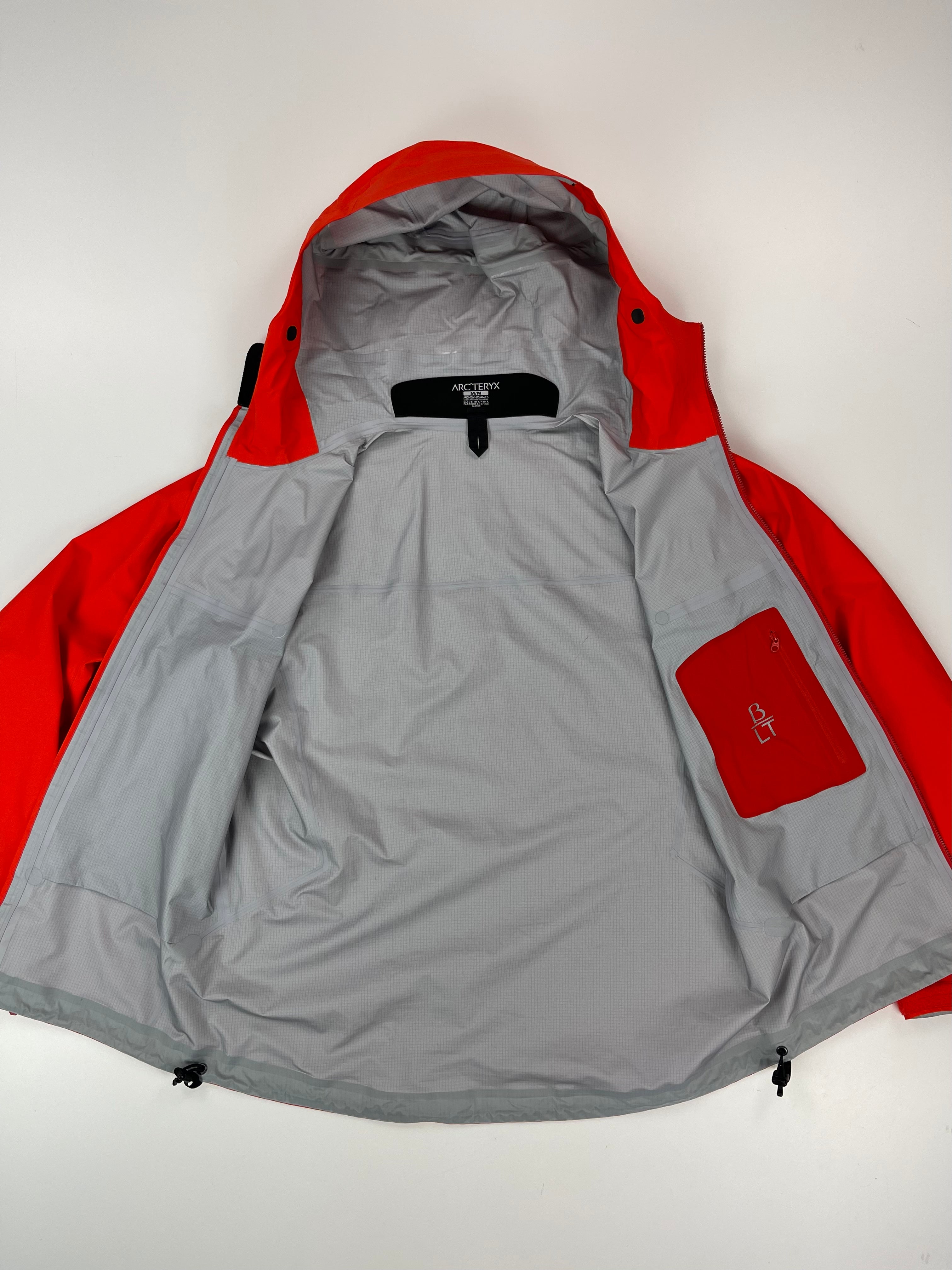 Arc’teryx Beta LT Jacket Red Men’s M Medium Gore-Tex Pro