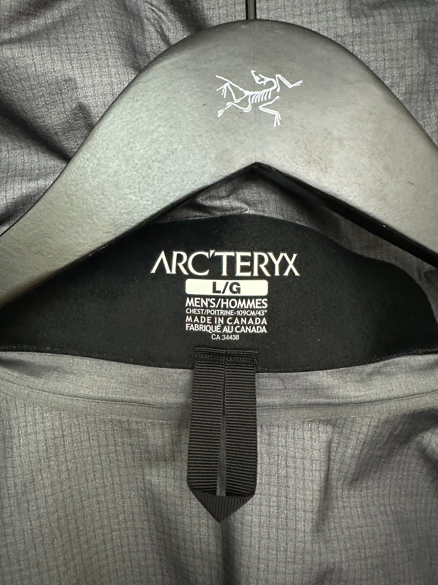 Arc’teryx Alpha SV Jacket Black Men’s L Large Gore-Tex Pro
