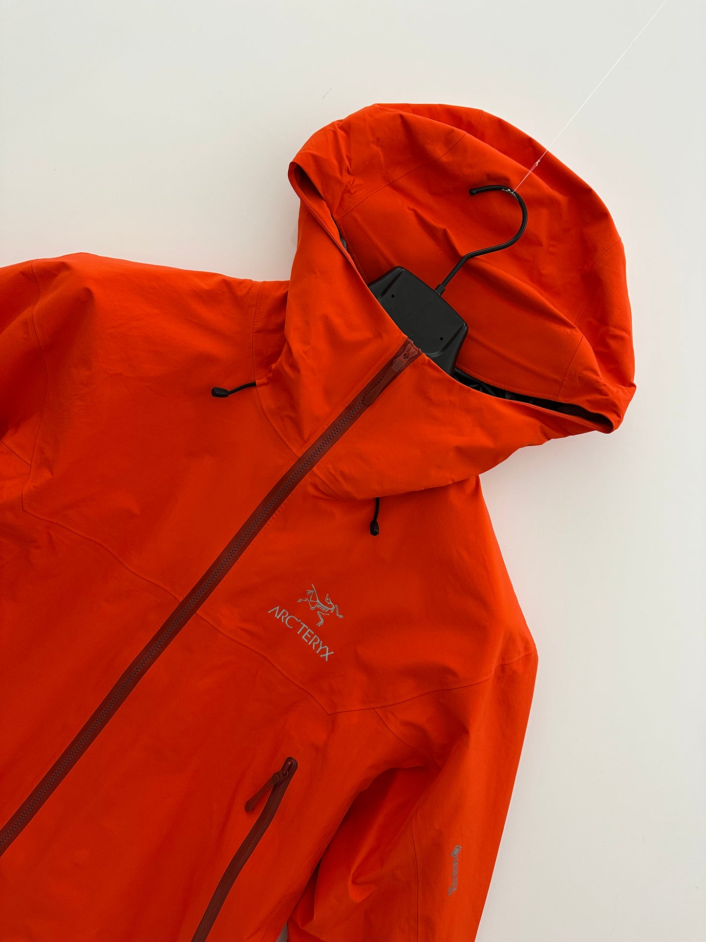Arc’teryx Beta LT Jacket Orange Men’s M Medium Gore-Tex Pro Edition