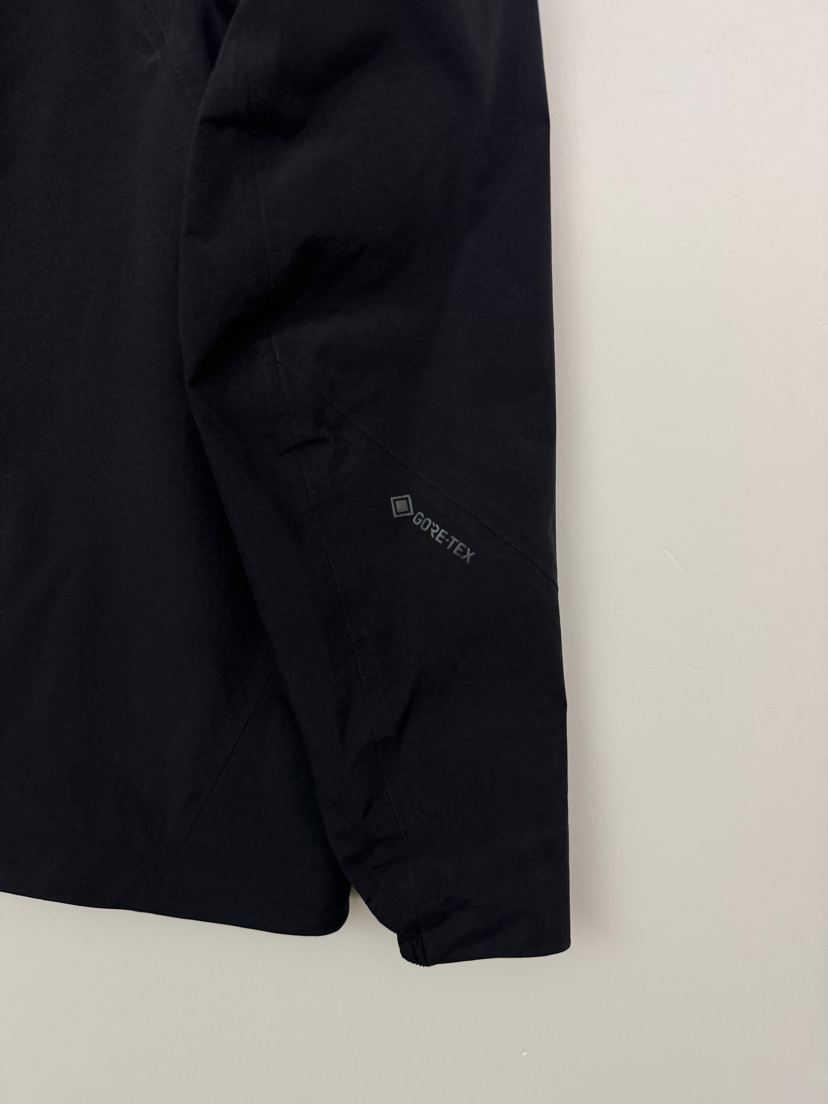 Arc'teryx Coelle Lightweight Jacket Black Women's S Small Gore-Tex