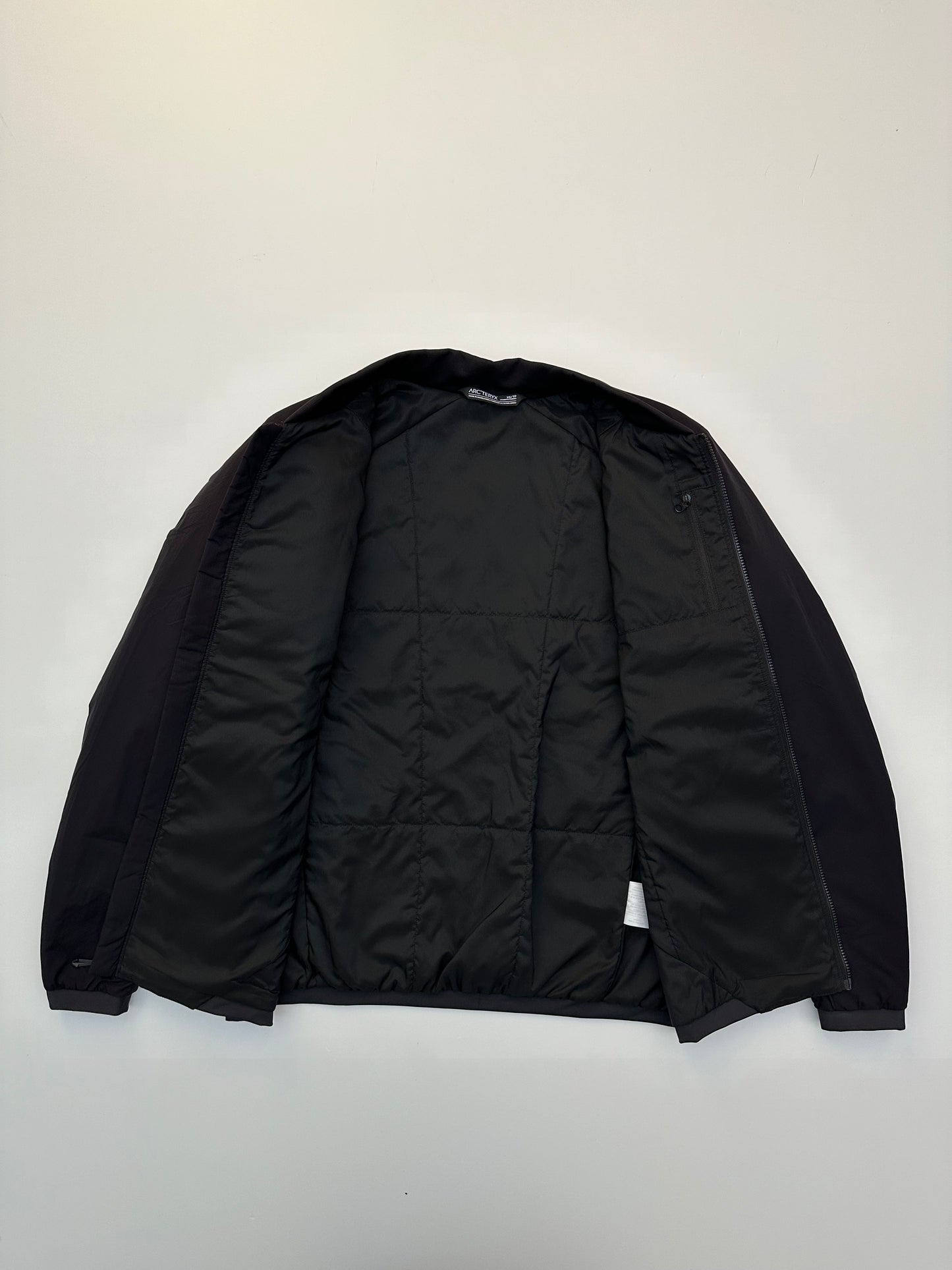 Arc’teryx Atom LT Short Jacket Black Women’s XS Extra Small